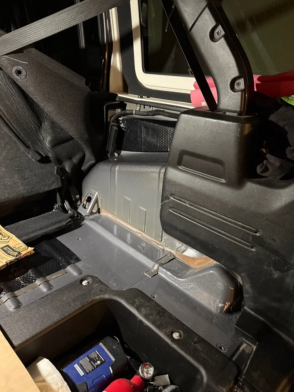 Jeep Wrangler JL Lil Sports guide from Marketplace Mojave to a Raptor hunting journey IMG_3300