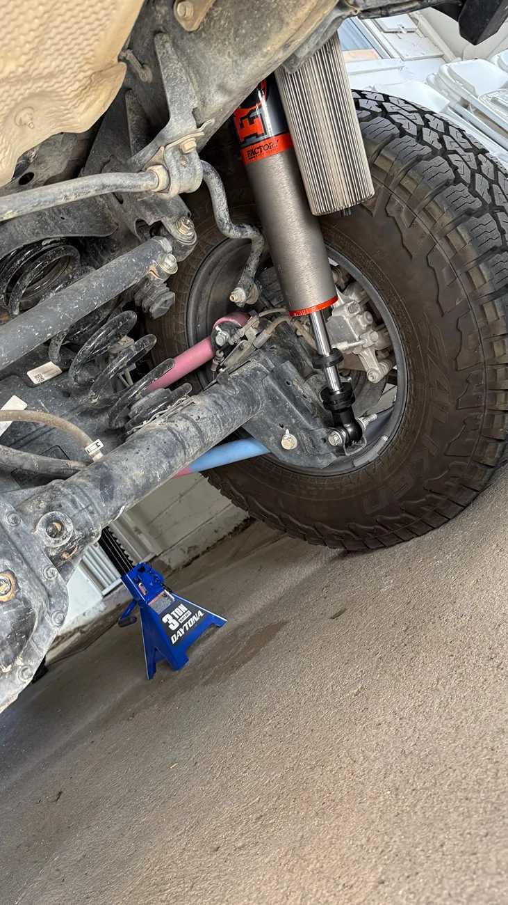Jeep Wrangler JL Lil Sports guide from Marketplace Mojave to a Raptor hunting journey D86E9A24-A914-478A-ACE3-F398712E8C2A