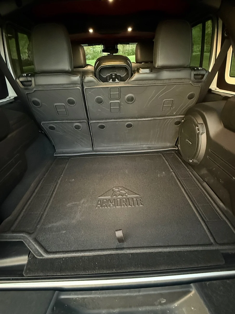 Jeep Wrangler JL 2024 JLU Rubicon X cargo mat ideas IMG_6371