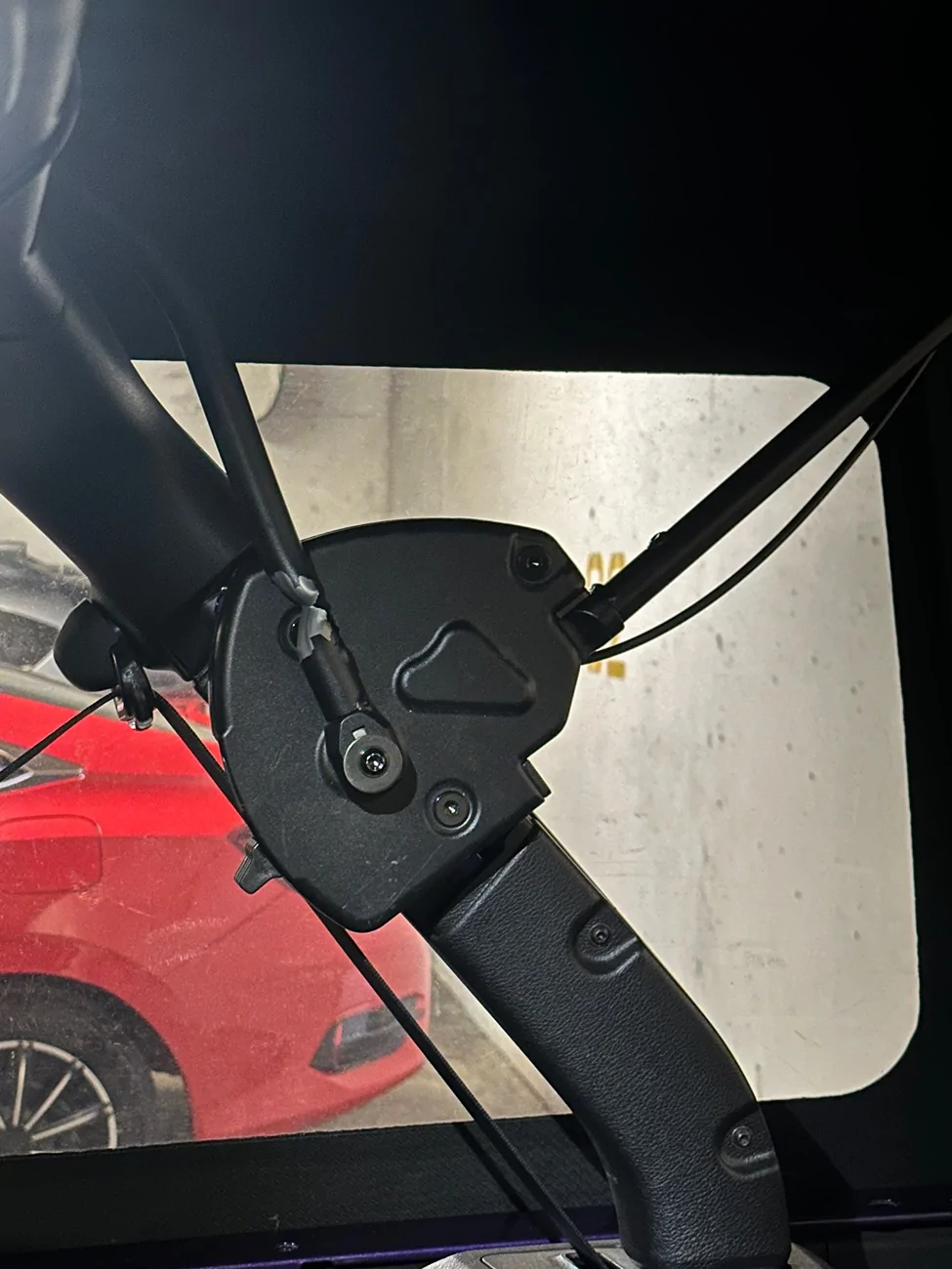 Jeep Wrangler JL Factory Soft Top Hardware List IMG_5667