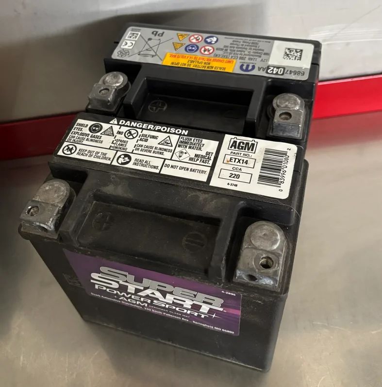 Jeep Wrangler JL Deleting (Removing) the Aux Battery 1777323631898-vs