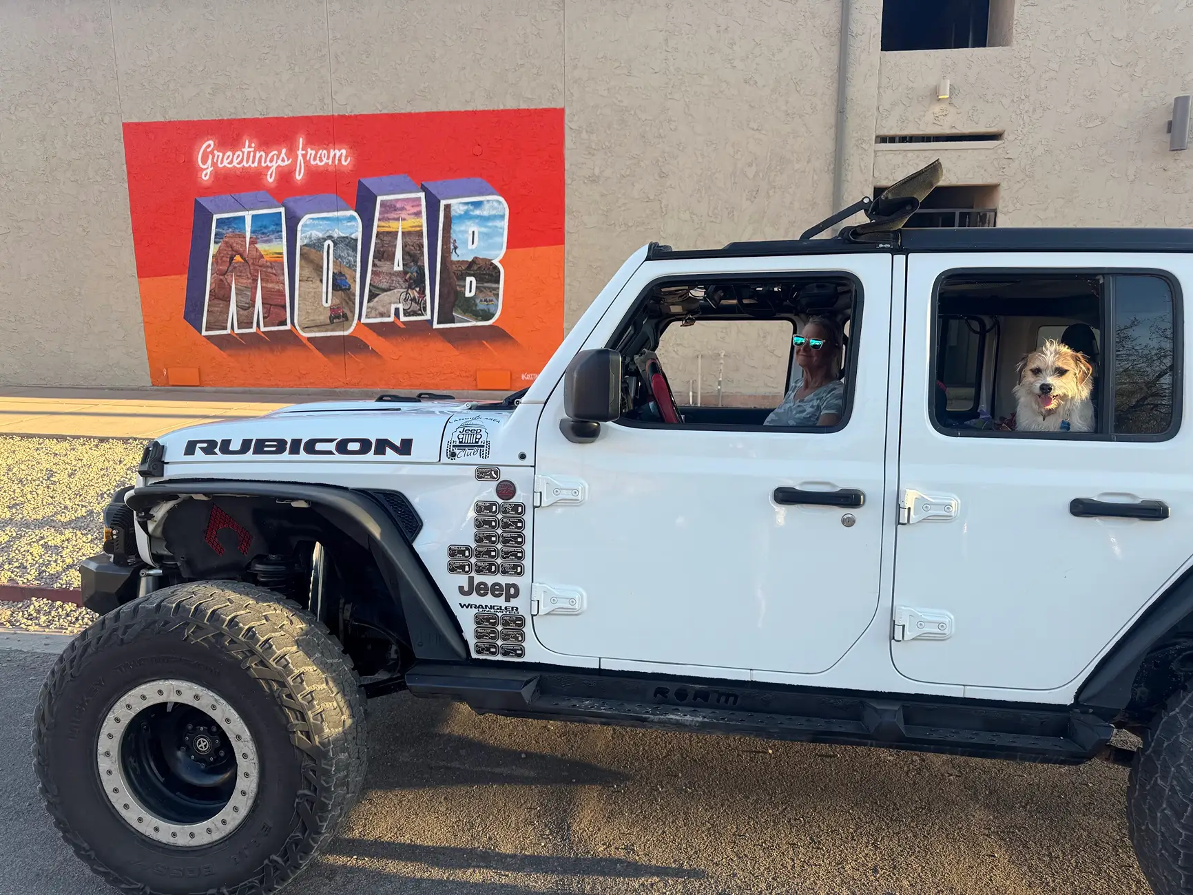 Jeep Wrangler JL Jeep Dog pics 1777337596268-