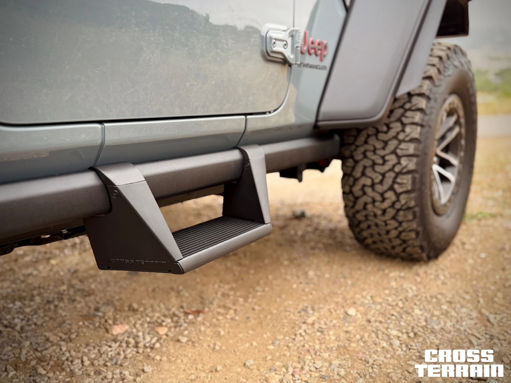 Jeep Wrangler JL AMP Research alternative IMG_7926