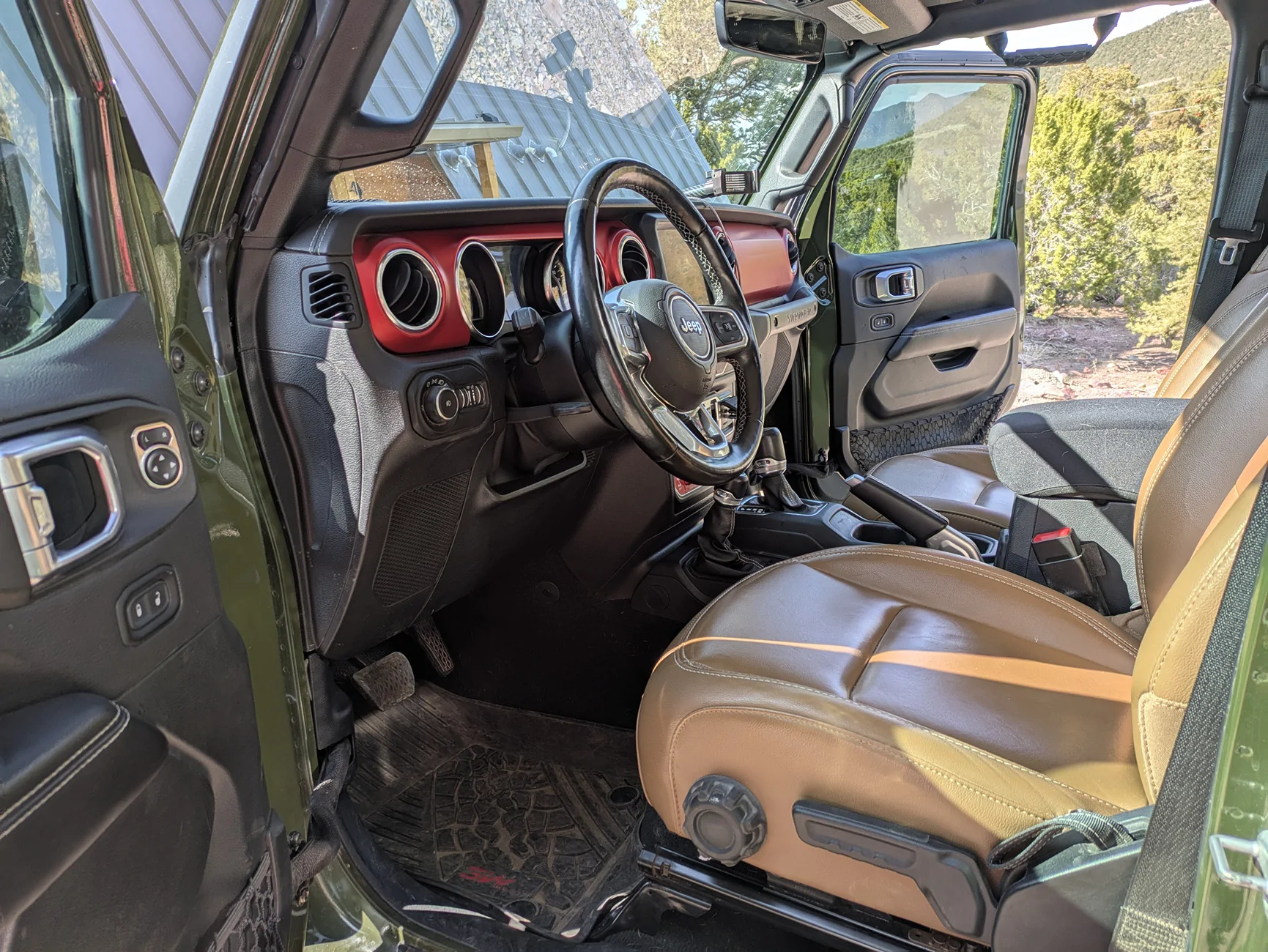 Jeep Wrangler JL 3Wliners Review: Floor Mats Liners & Cargo Mat PXL_20250330_222228159