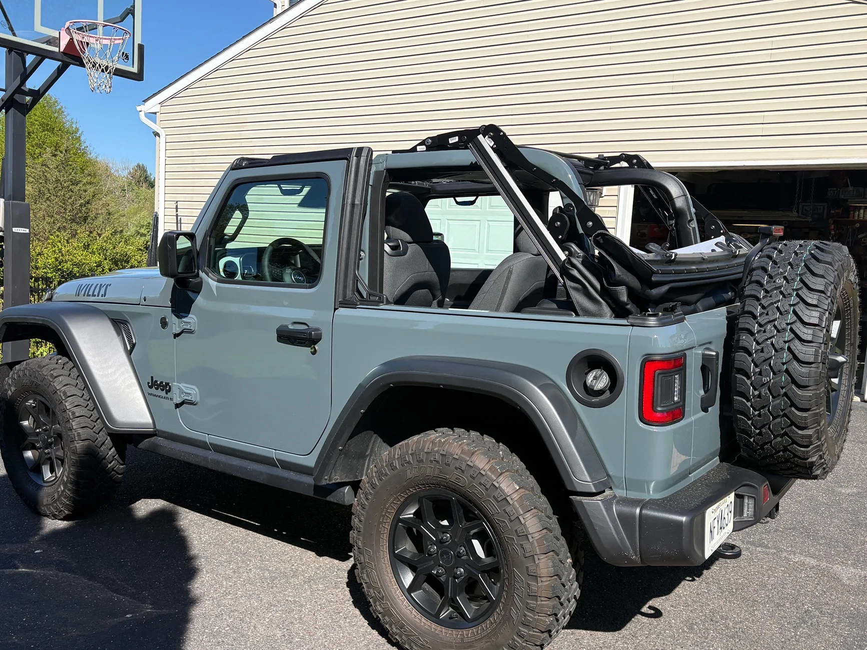 Jeep Wrangler JL Bestop Trektop Glide slantback installed ! IMG_8035