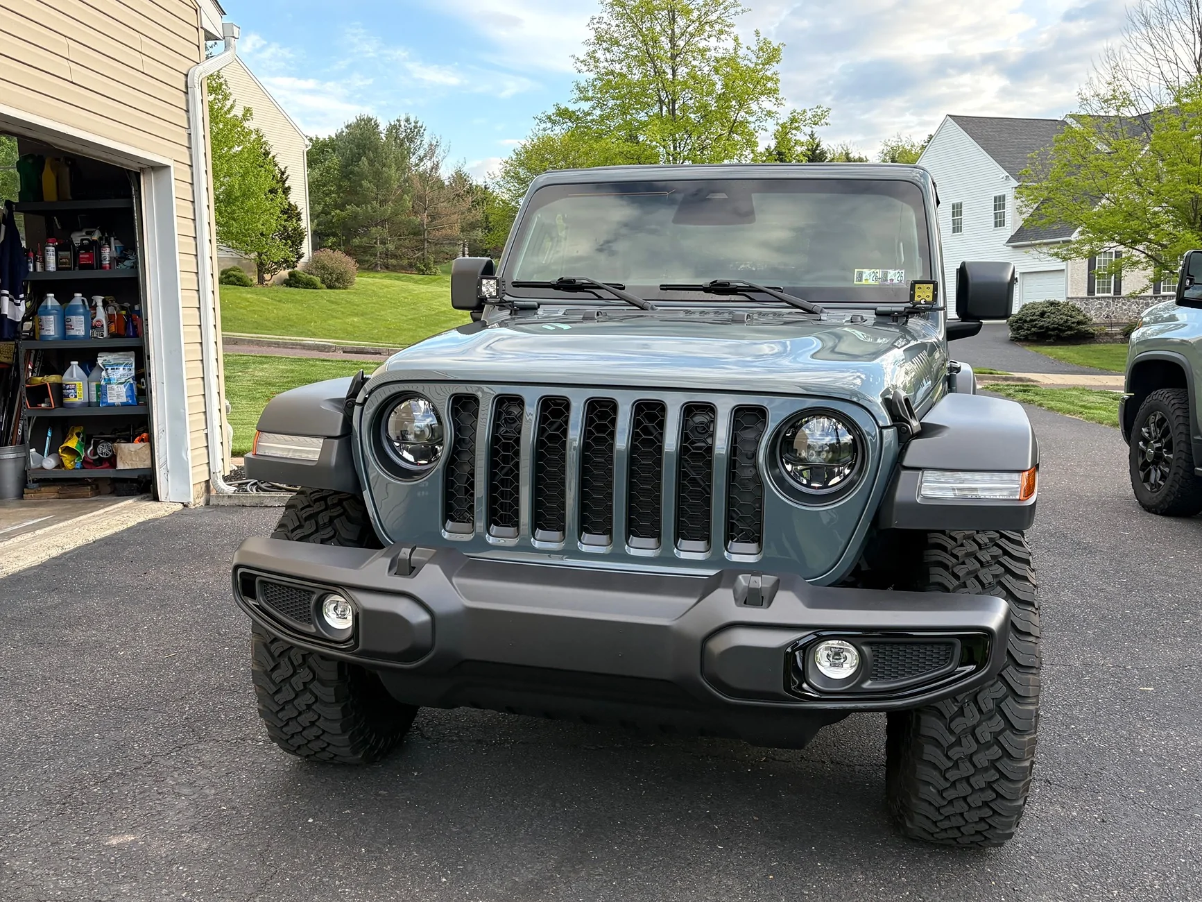 Jeep Wrangler JL Classic Style Grille (from Distinction Applied) swap on my 2025 Willys tempImageAHbcma