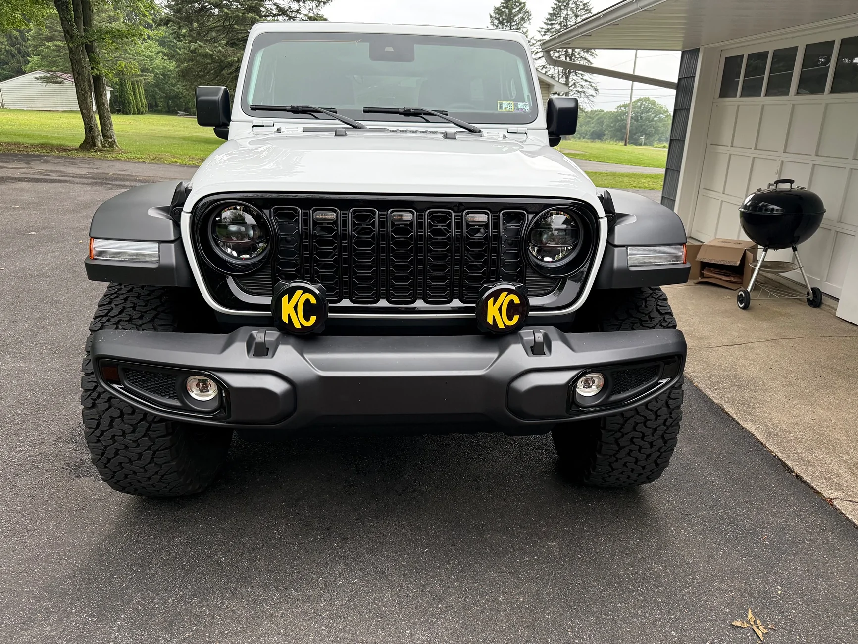 Jeep Wrangler JL Lights too big? IMG_1198
