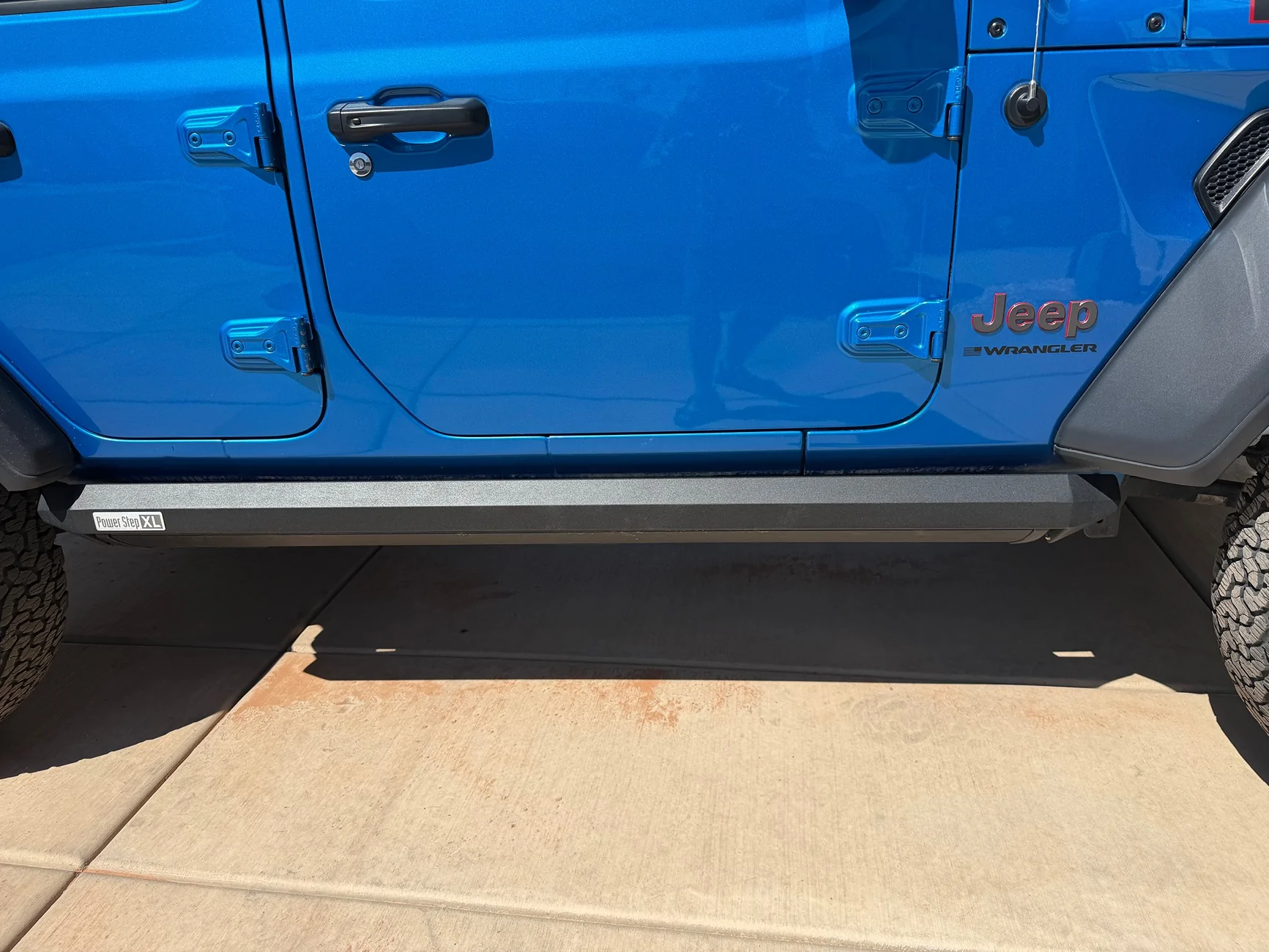 Jeep Wrangler JL Amp power steps and tow bar IMG_3283