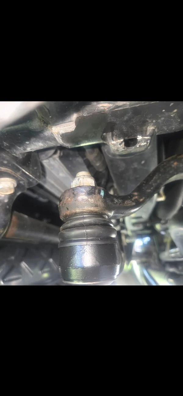 Jeep Wrangler JL Suspension damage Screenshot_20260515_103950_Photos