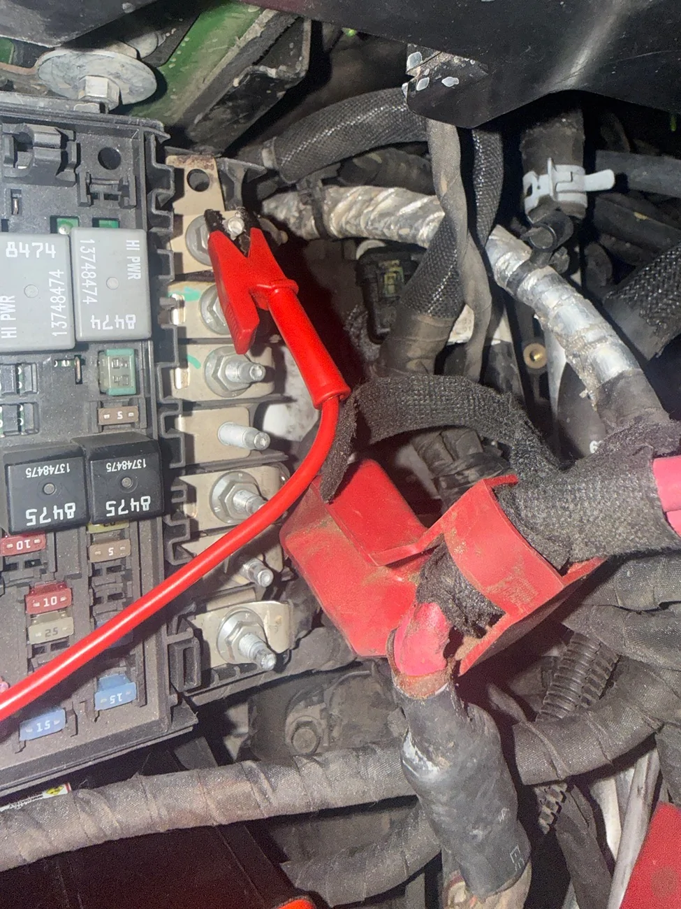 Jeep Wrangler JL 1 volt loss between Jeep and battery 1779215961494-zm