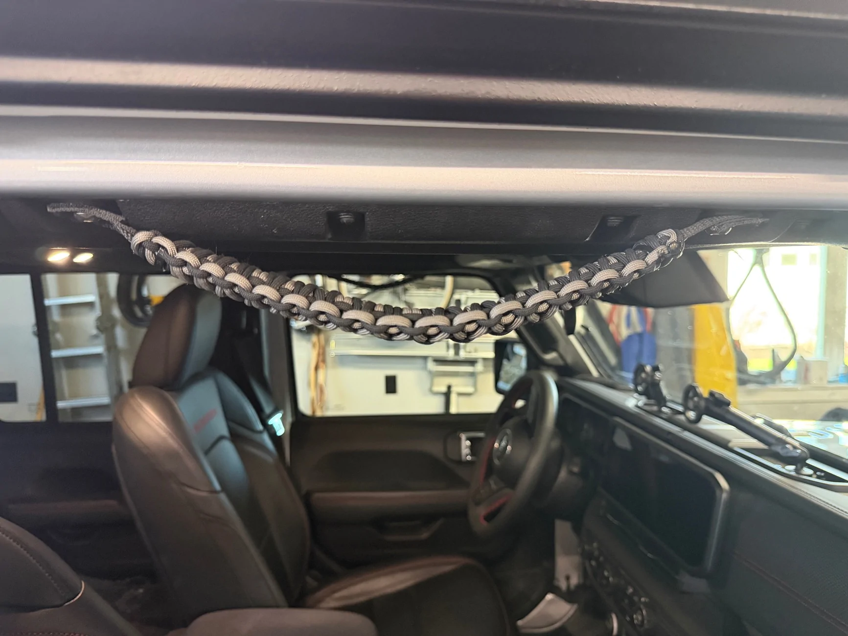 Jeep Wrangler JL Bolt on Handles? IMG_0807
