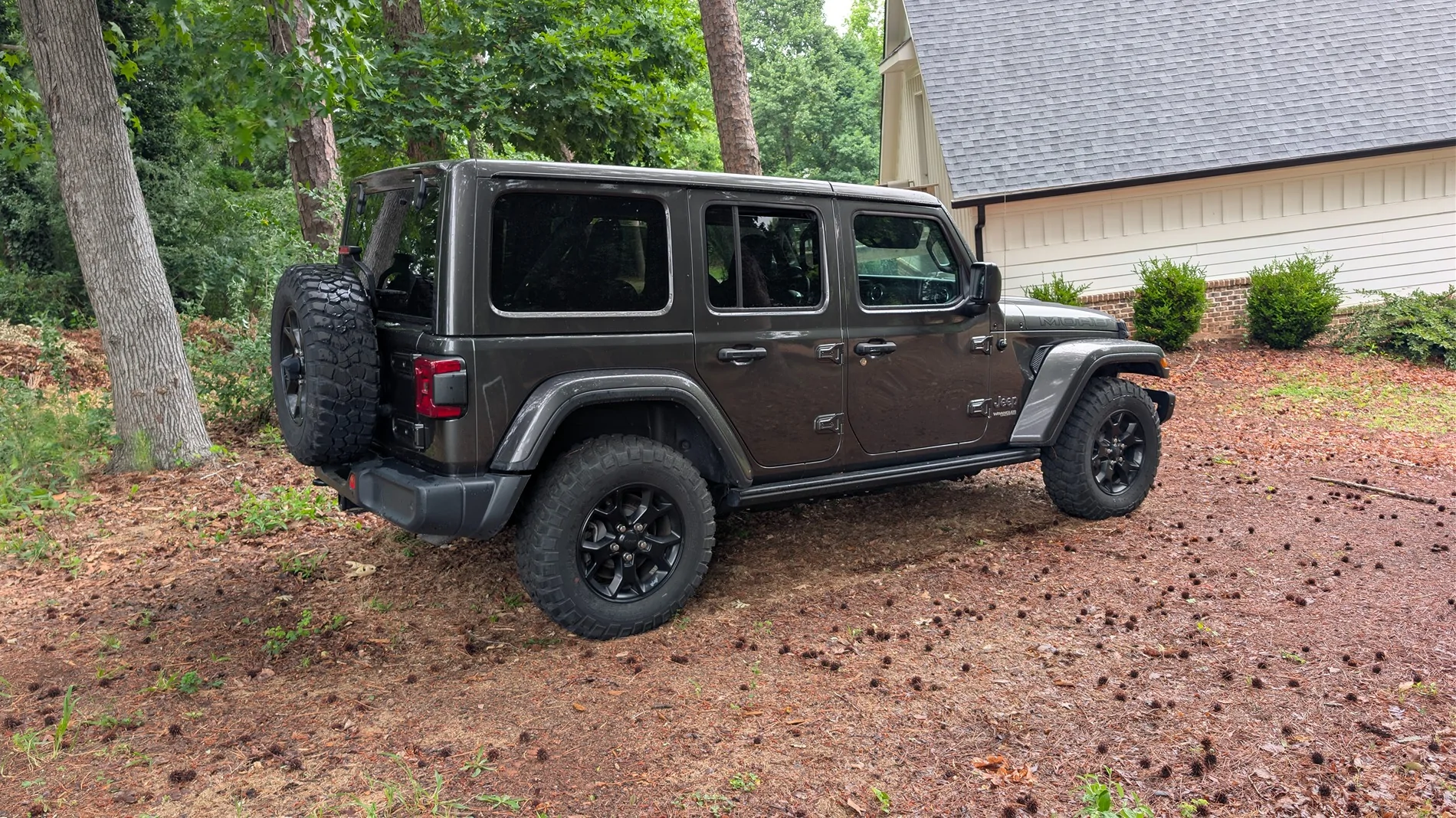 Jeep Wrangler JL 2019 Moab $17k. PXL_20260522_200026016