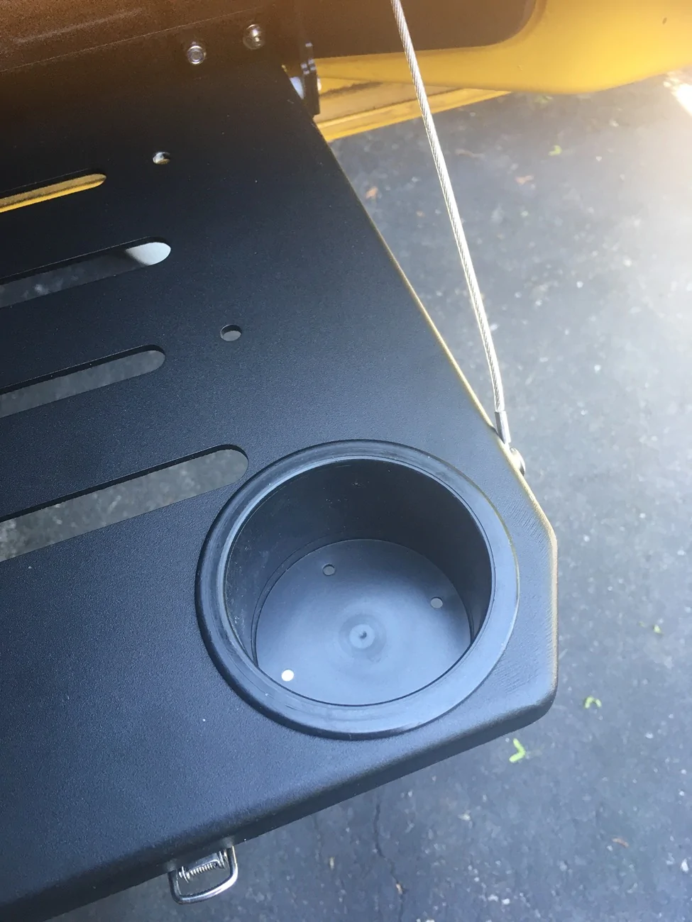 Jeep Wrangler JL Rough Country Tailgate Table - Cup Holder Measurement Needed ch4