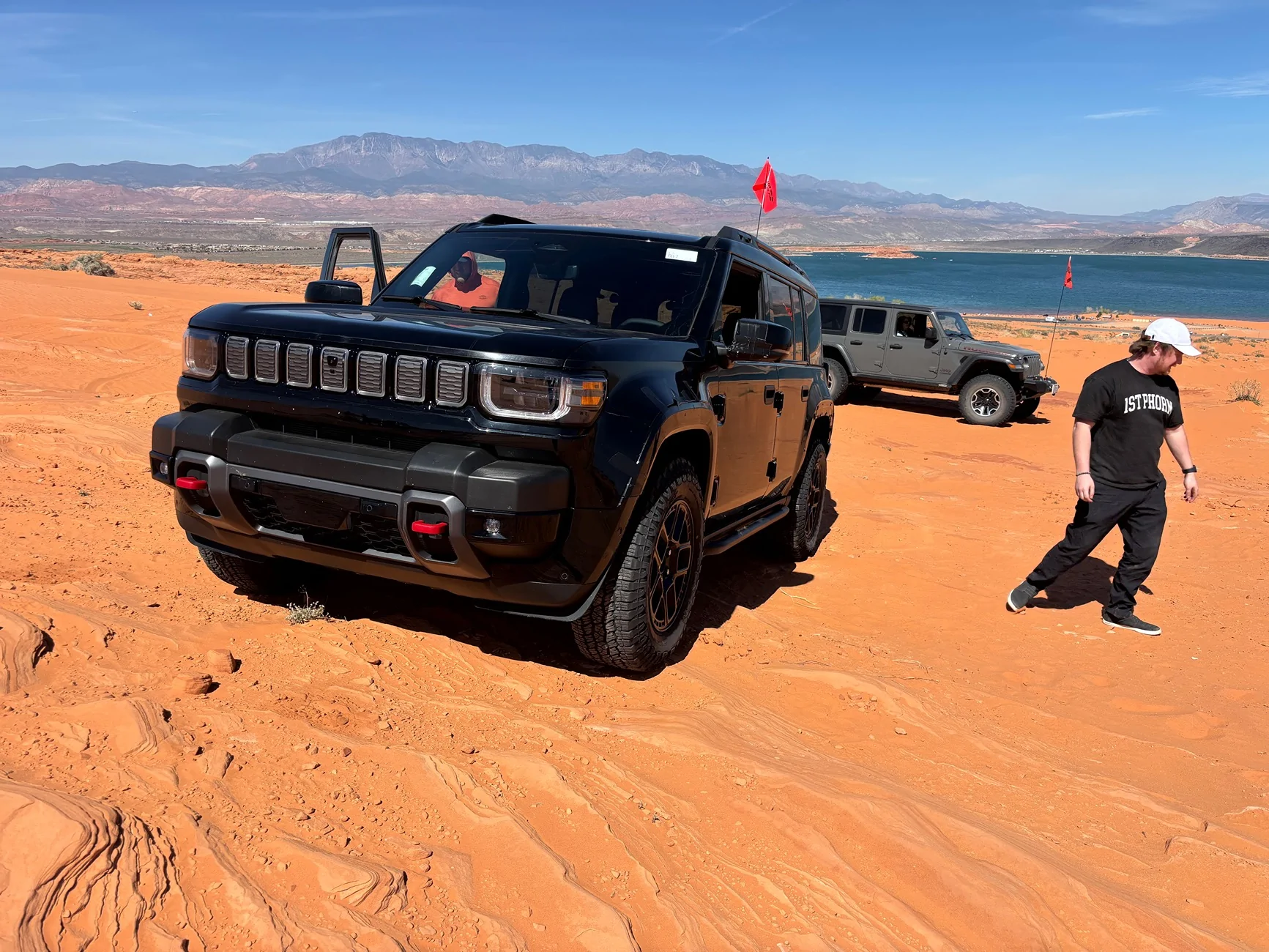 Jeep Wrangler JL Jeep Recon to come with gas engine! (2.0 Turbo Hurricane likely) IMG_5003