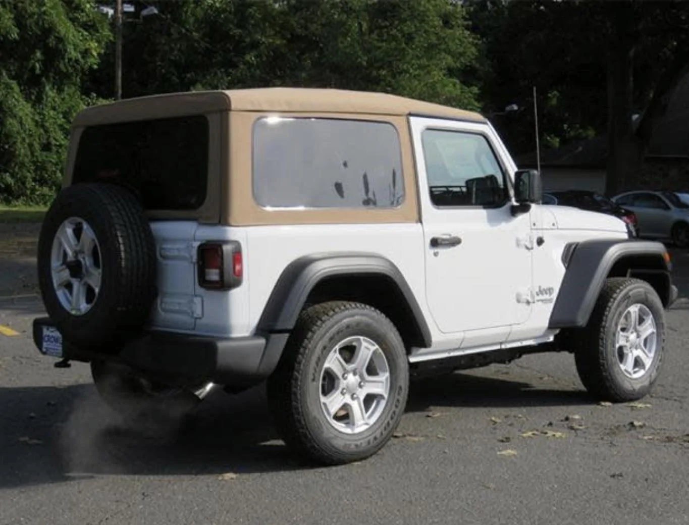 Jeep Wrangler JL Tan Soft Tops DD9003DA-CBF0-48DC-934E-83D2B2776180