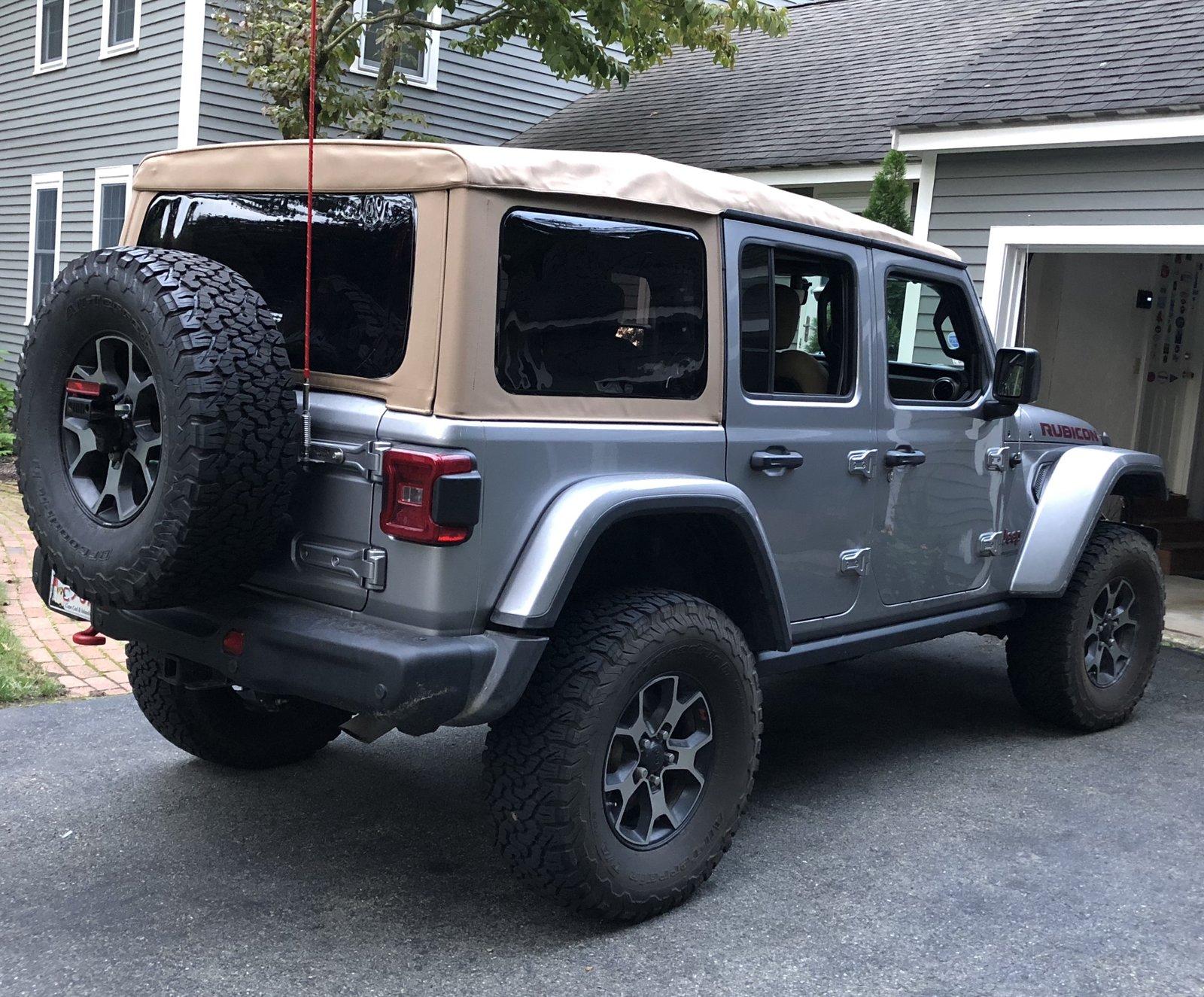 Jeep Wrangler JL Tan Soft Tops 81F63B89-A239-4CD4-93F0-9EEC358FF603