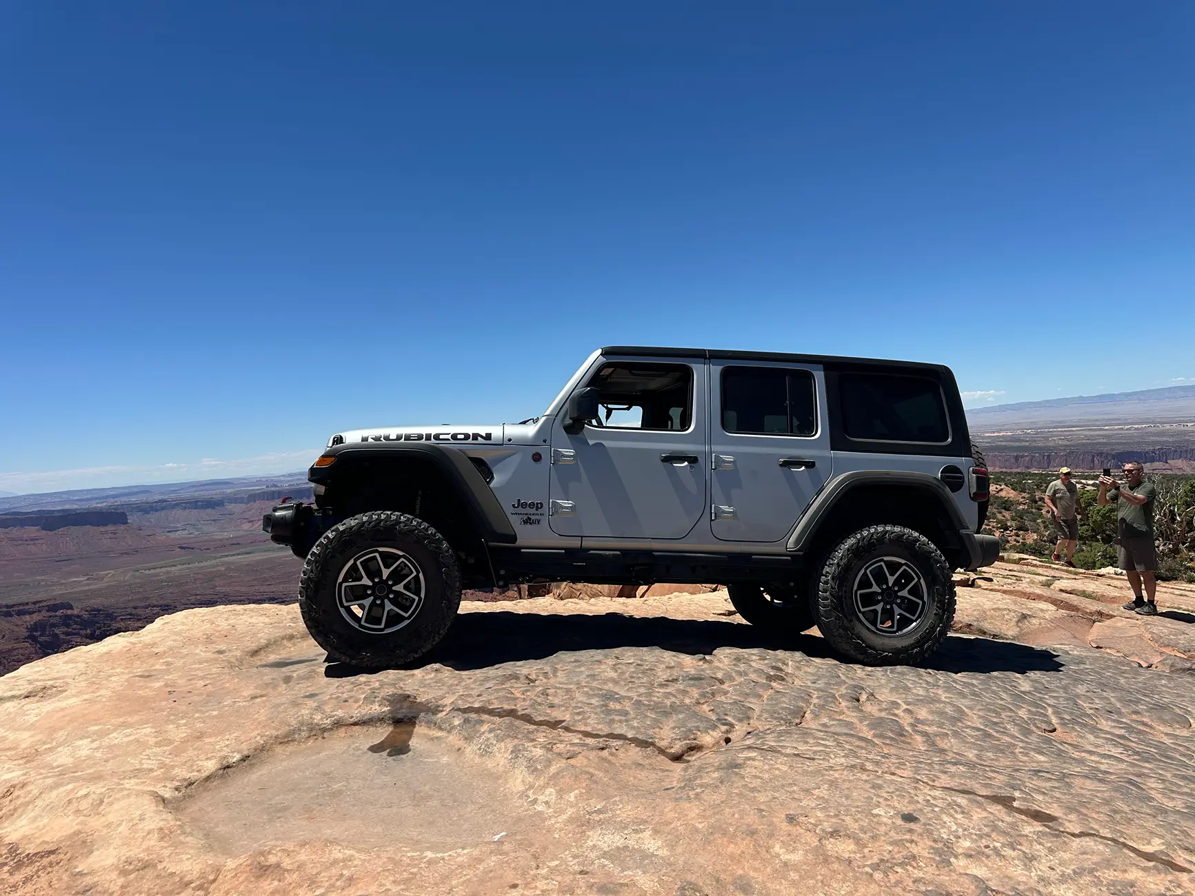 Jeep Wrangler JL SimpleTire Giveaway— Win a Free Set of Tires tempImagewqN83Z