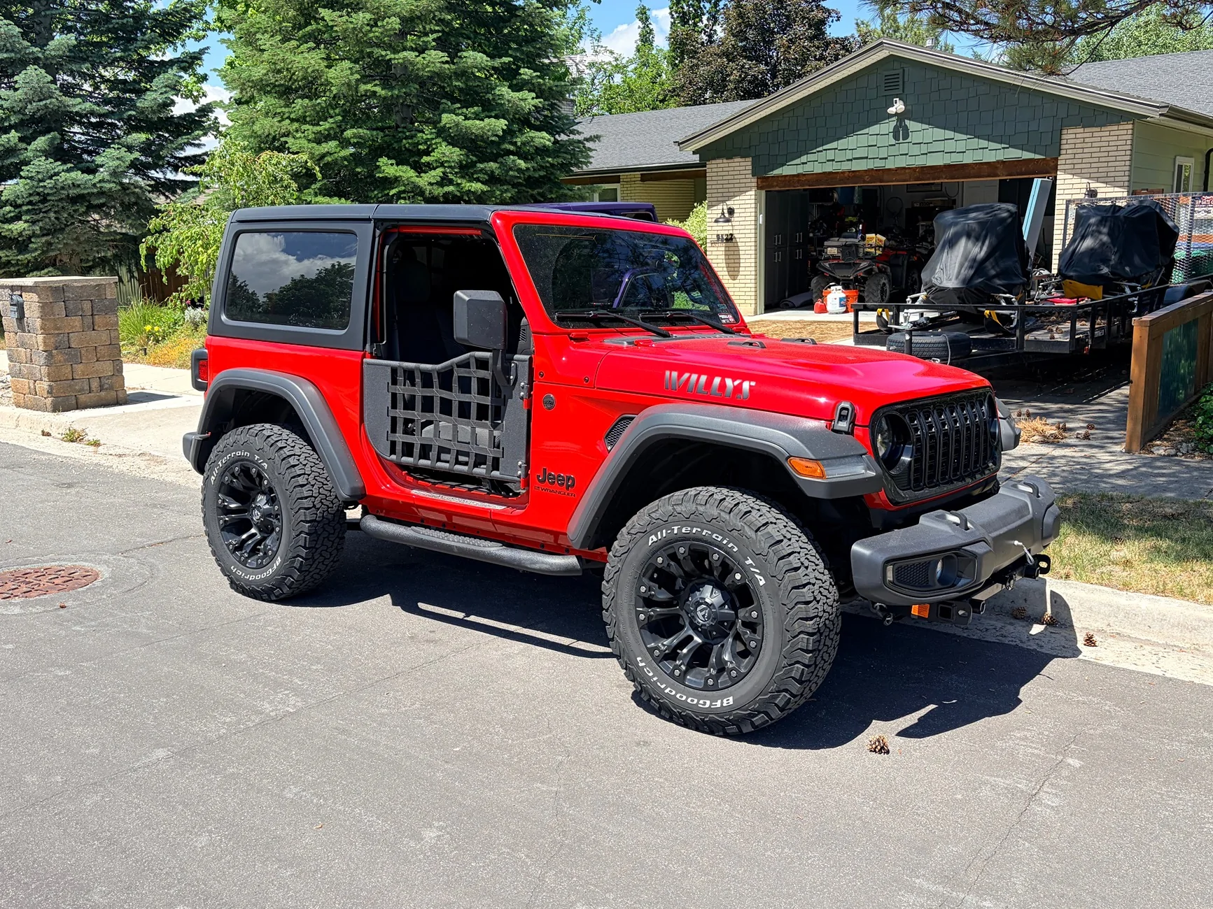 Jeep Wrangler JL Jeep life is rough... IMG_1627