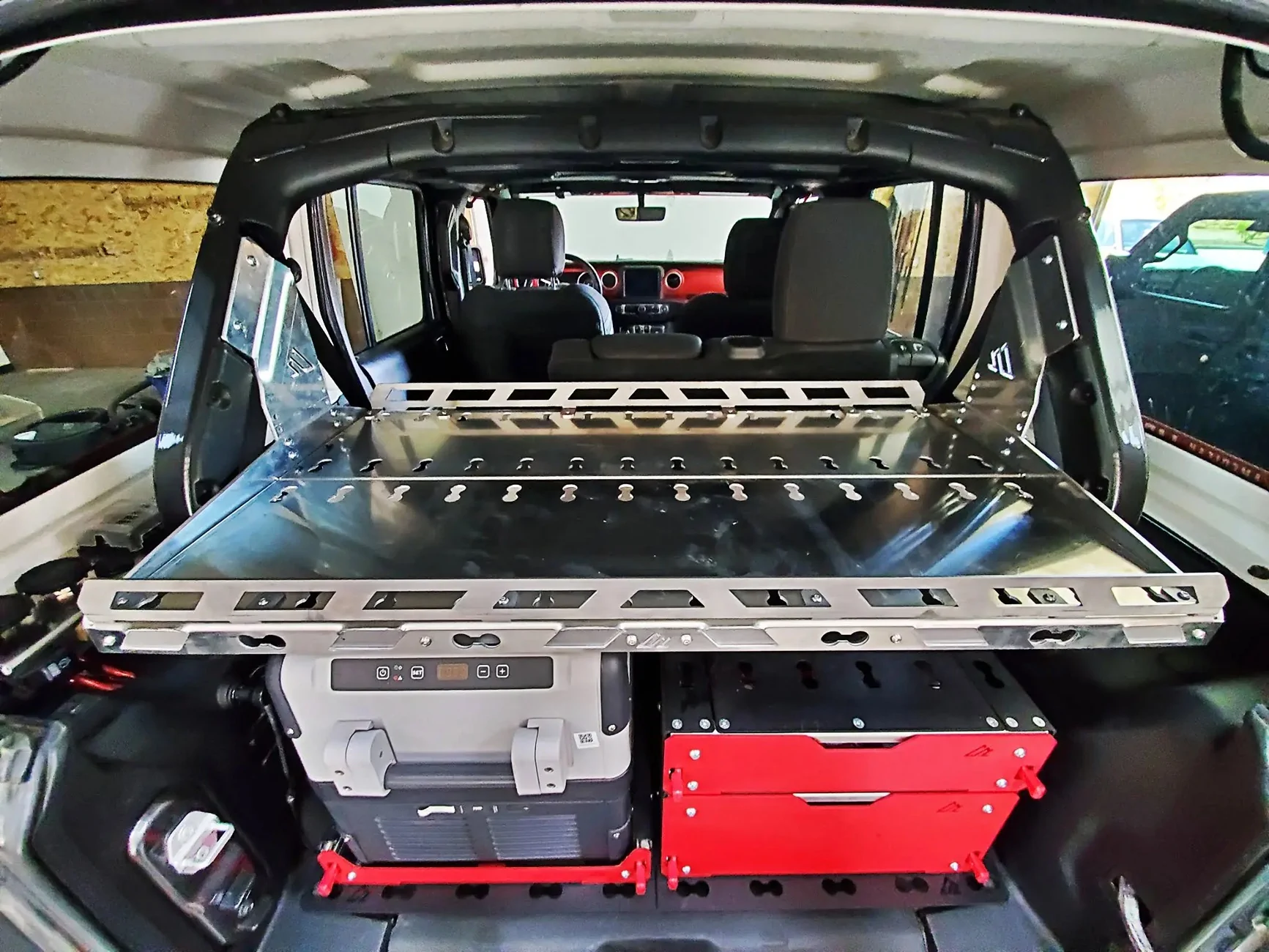 Jeep Wrangler JL Turn Your Jeep JLU Cargo Area Into a Fully Modular Storage System | American Adventure Lab M.A.S.S. Cargo Shelf Jeep-JL-Rear-Cargo-Shelf-3.jpg