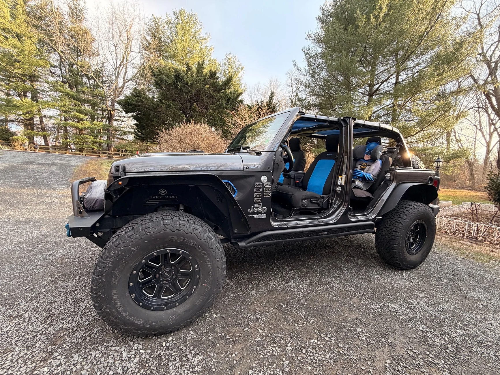 Jeep Wrangler JL Jeep life is rough... IMG_6102