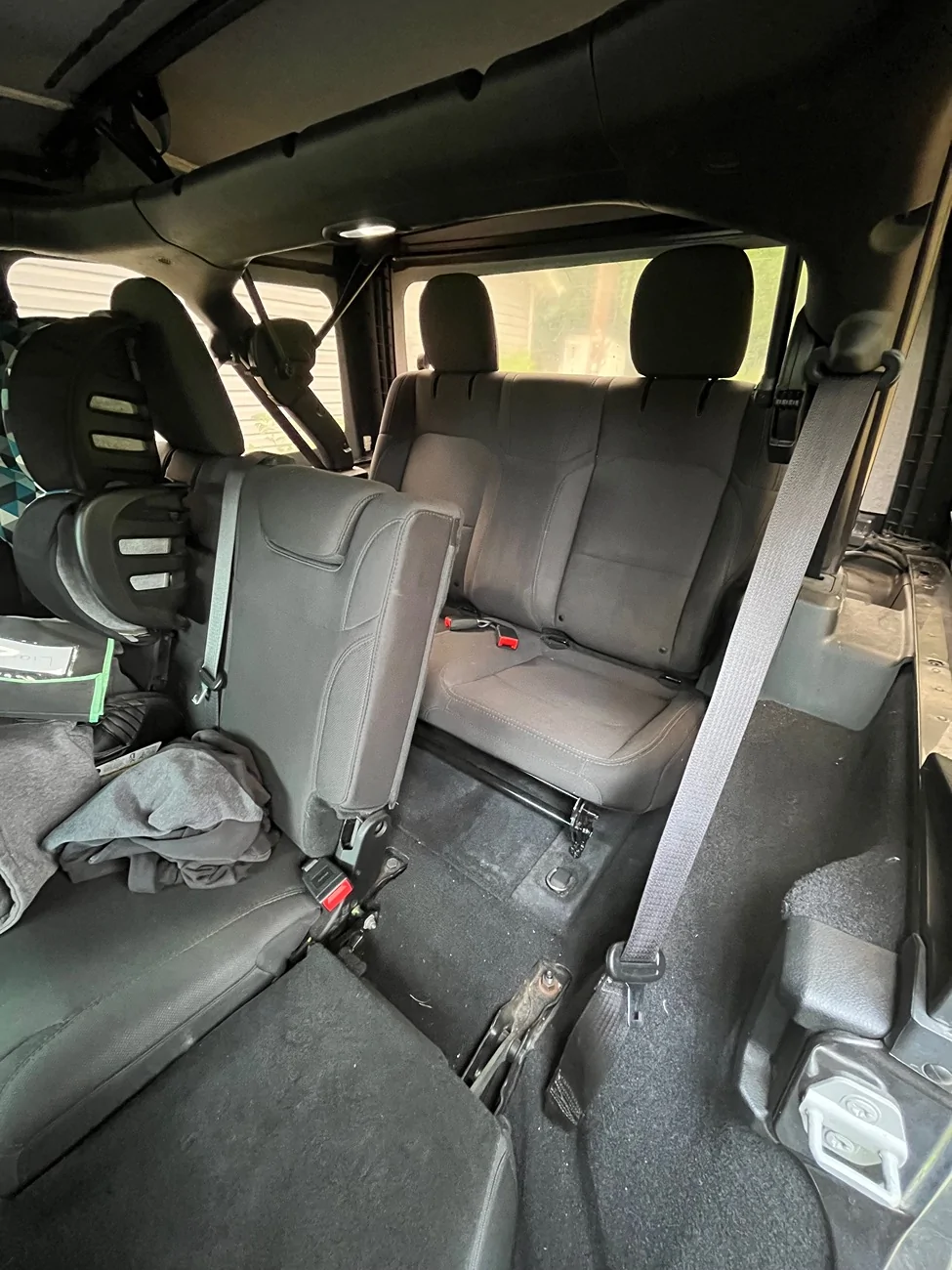 Jeep Wrangler JL Third Row Seat JL Wrangler IMG_2212