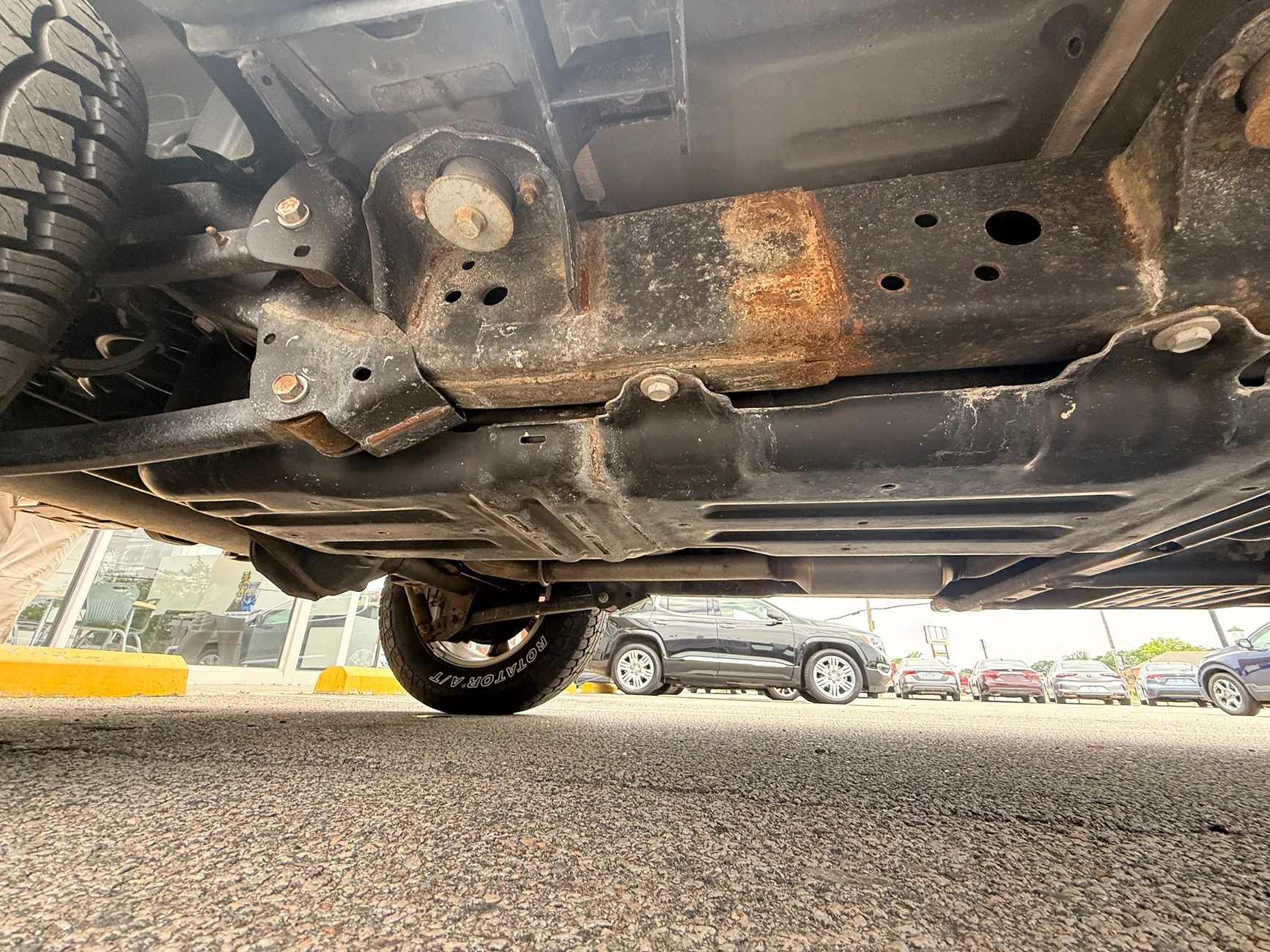 Jeep Wrangler JL Too much Rust? Looking to potentially buy this 2018 JLU Sahara IMG_2698