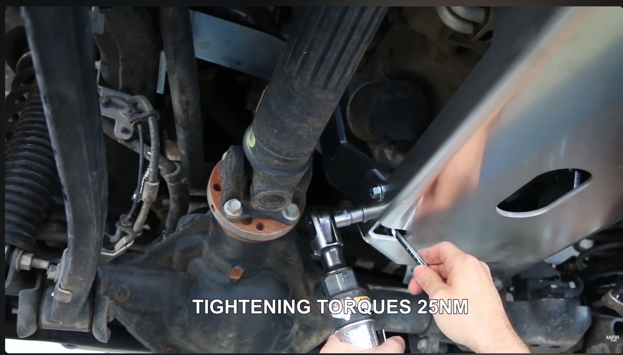 Jeep Wrangler JL Asfir 4x4 2.0T engine skid, help? skids