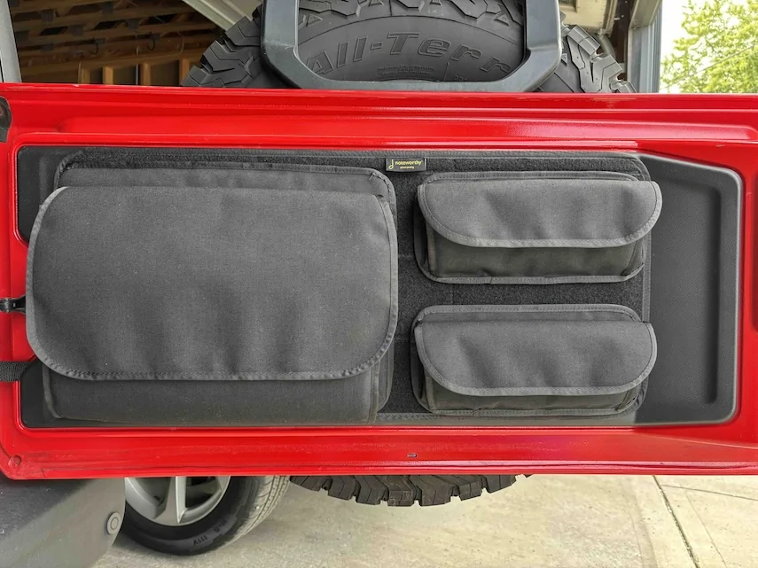 Jeep Wrangler JL Show us your Jeep's rear storage setups Configuration 2