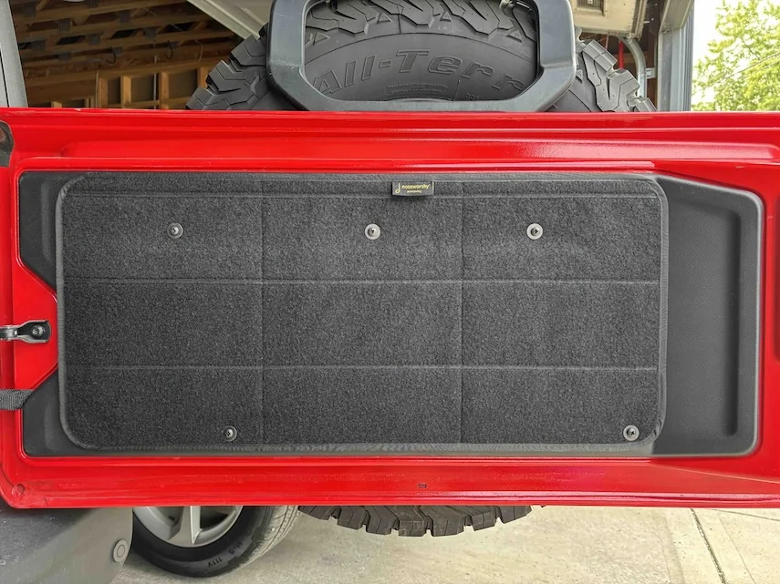 Jeep Wrangler JL Show us your Jeep's rear storage setups Panel Installed Empty