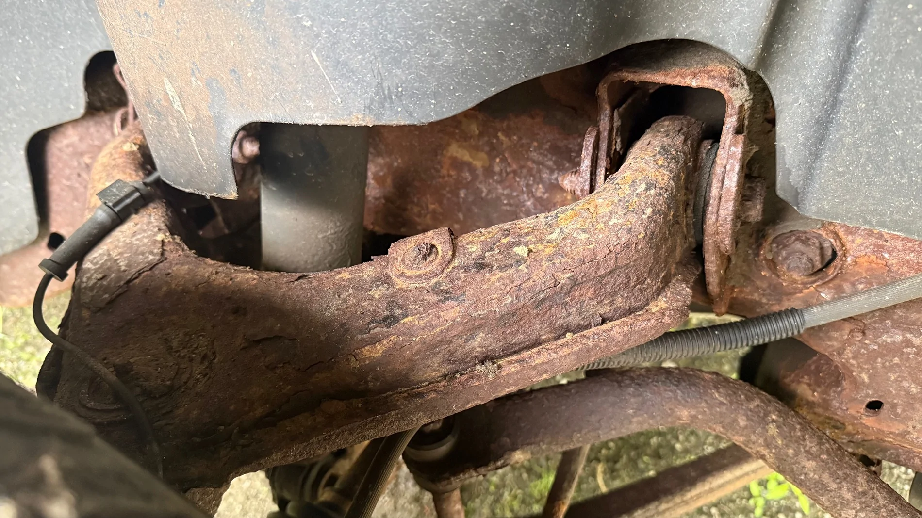 Jeep Wrangler JL Too much Rust? Looking to potentially buy this 2018 JLU Sahara IMG_2619