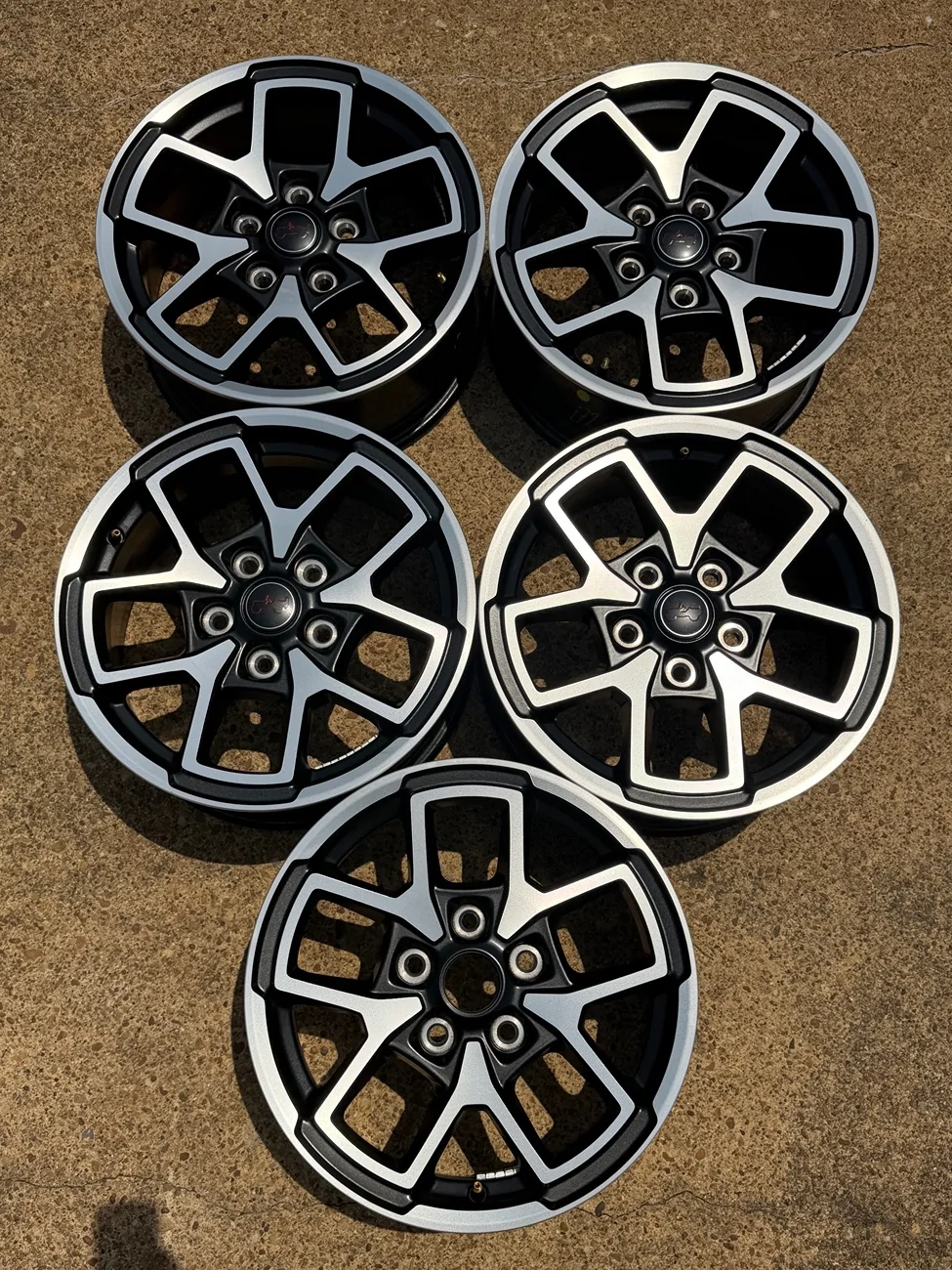 Jeep Wrangler JL Rubicon 17x7.5 Wheels $500 IMG_1087