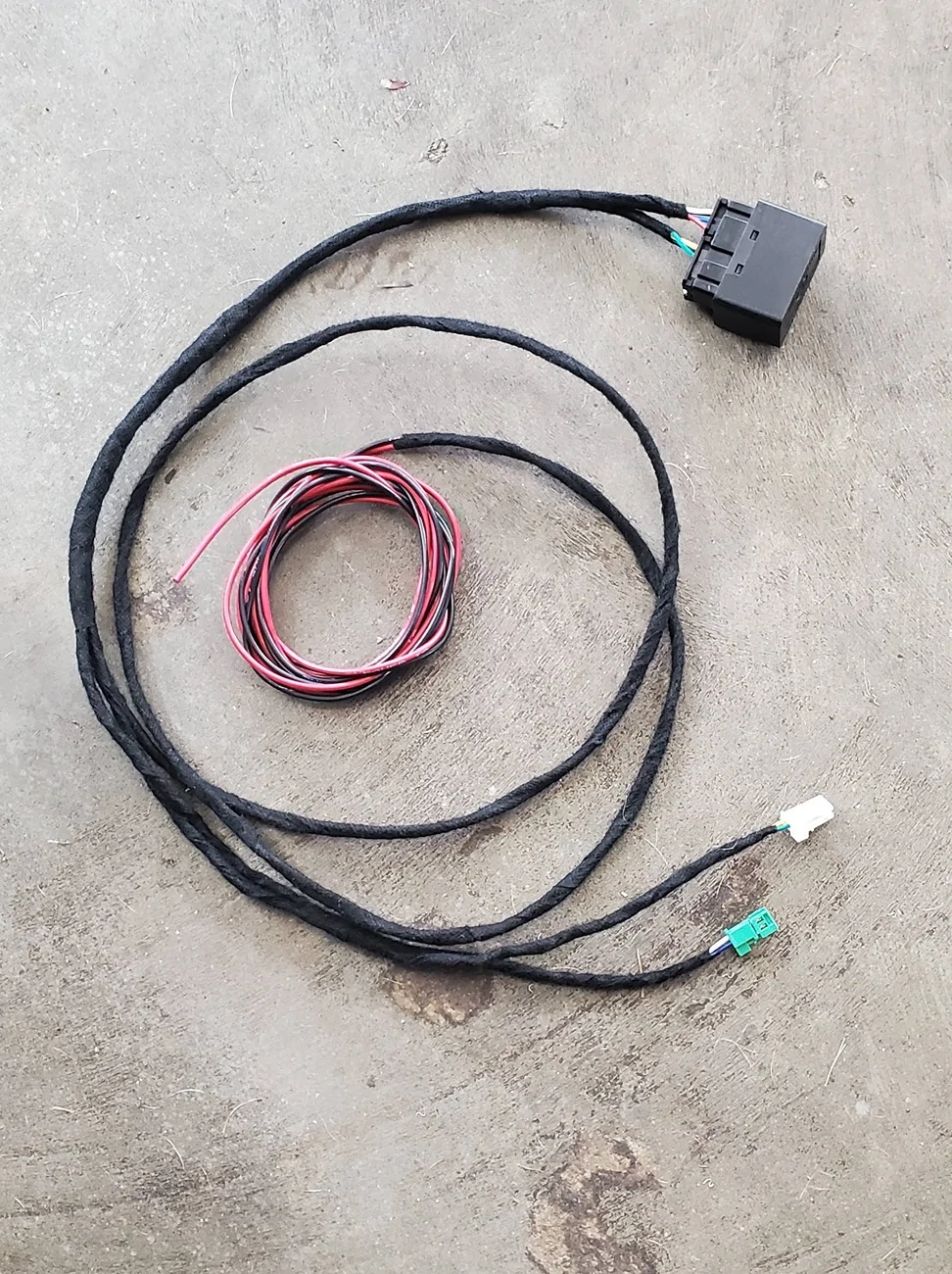 Jeep Wrangler JL SGW 12+8 - Need help locating these connectors. IMG_0144