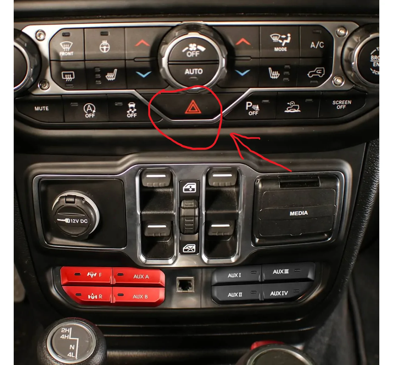 Jeep Wrangler JL Making lights flash 1780943766130-pv
