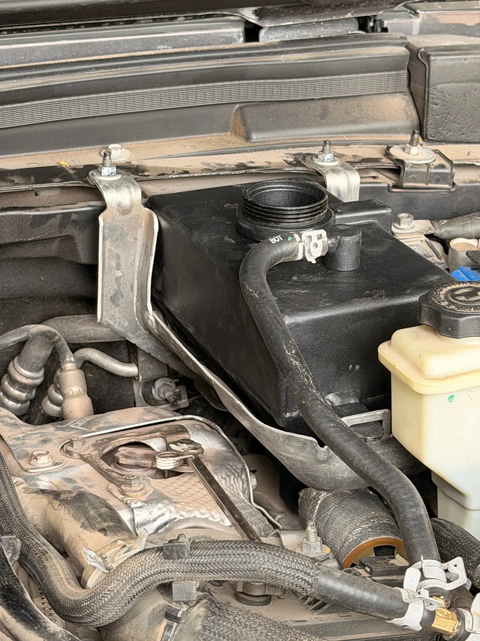 Jeep Wrangler JL 2.0 Coolant Reservoir Replacement IMG_4129