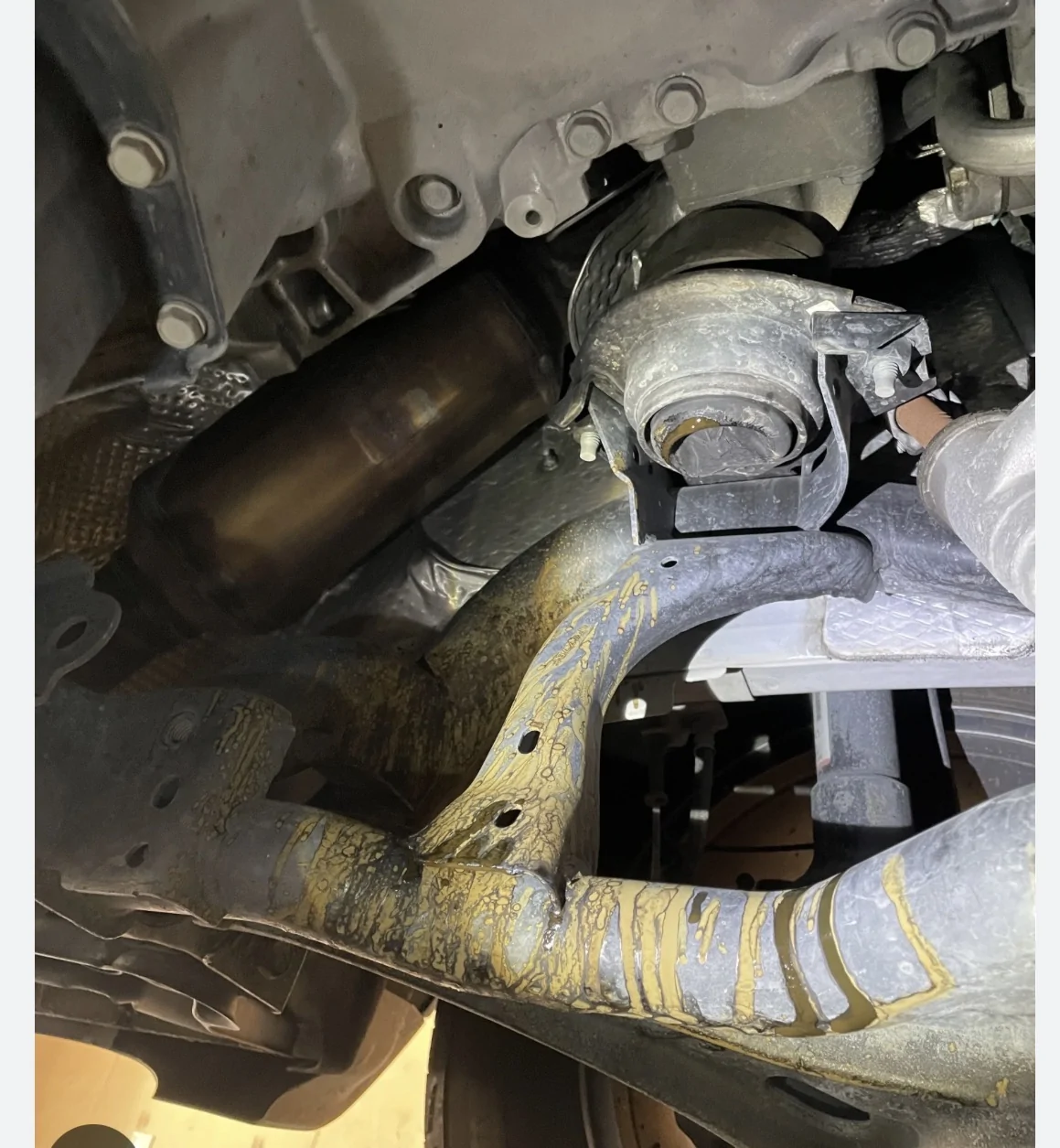 Jeep Wrangler JL Where is this oil coming from? IMG_4169