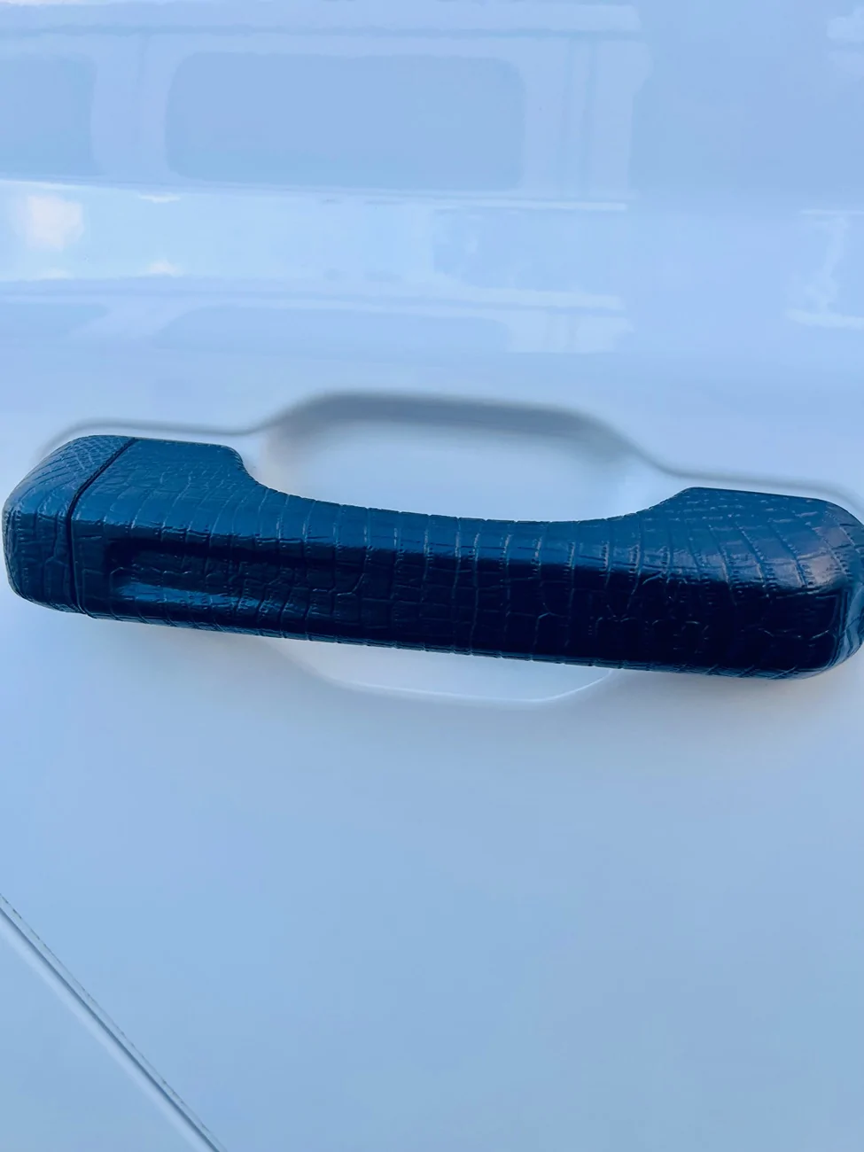 Jeep Wrangler JL Custom Door Handles - Alligator design IMG_7459
