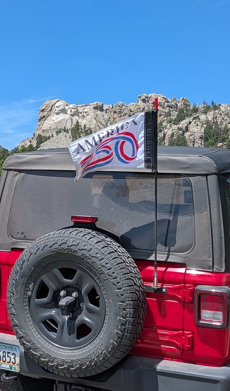 Jeep Wrangler JL July 4th flag display? 889