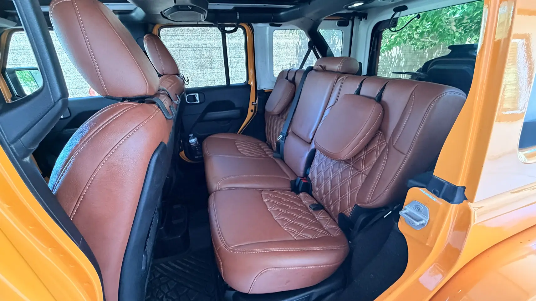 Jeep Wrangler JL Katzkin Upgraded Leather with Heating/Cooling 4