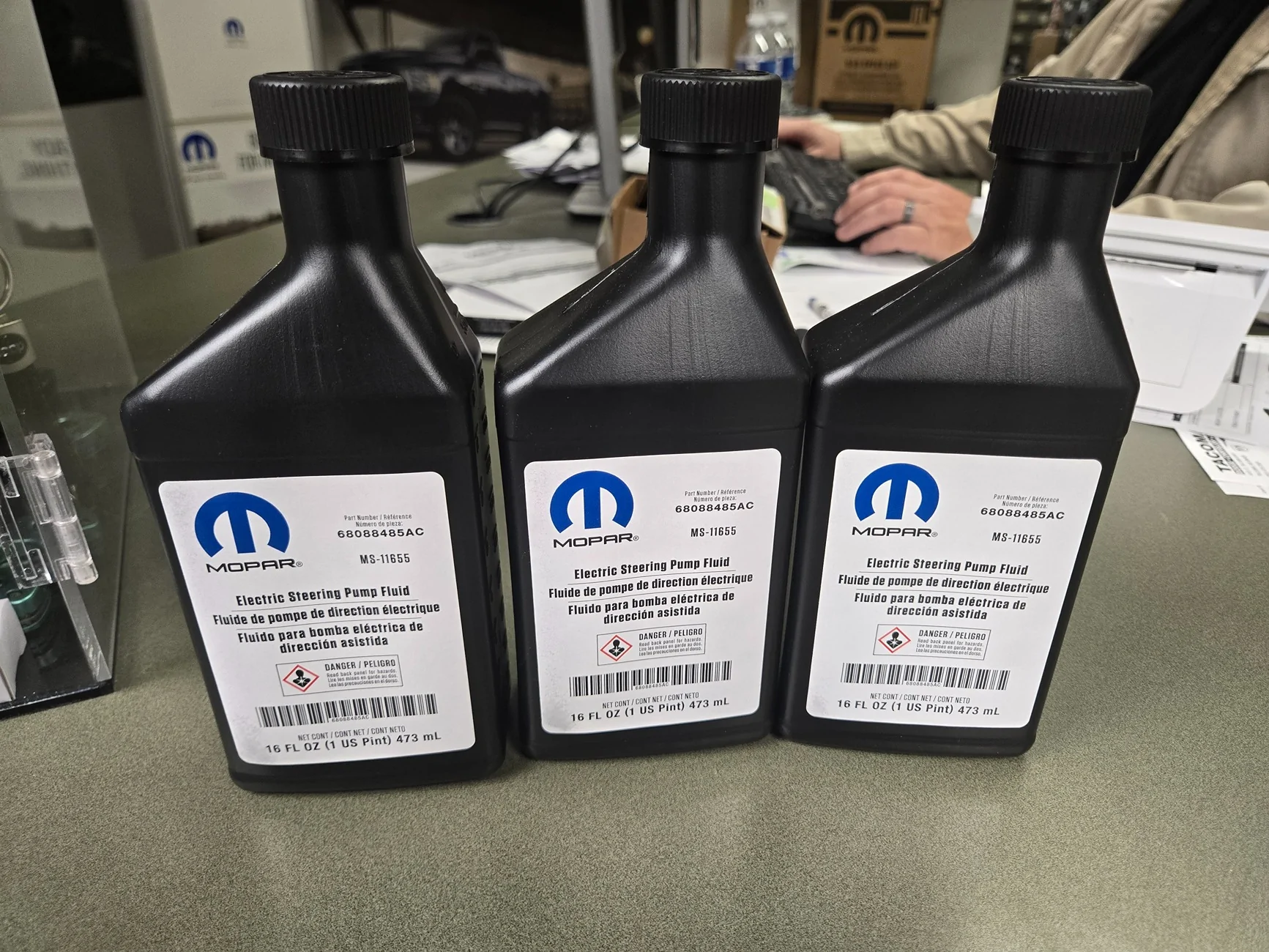 Jeep Wrangler JL Changing power steering fluid steps 20260714_144910