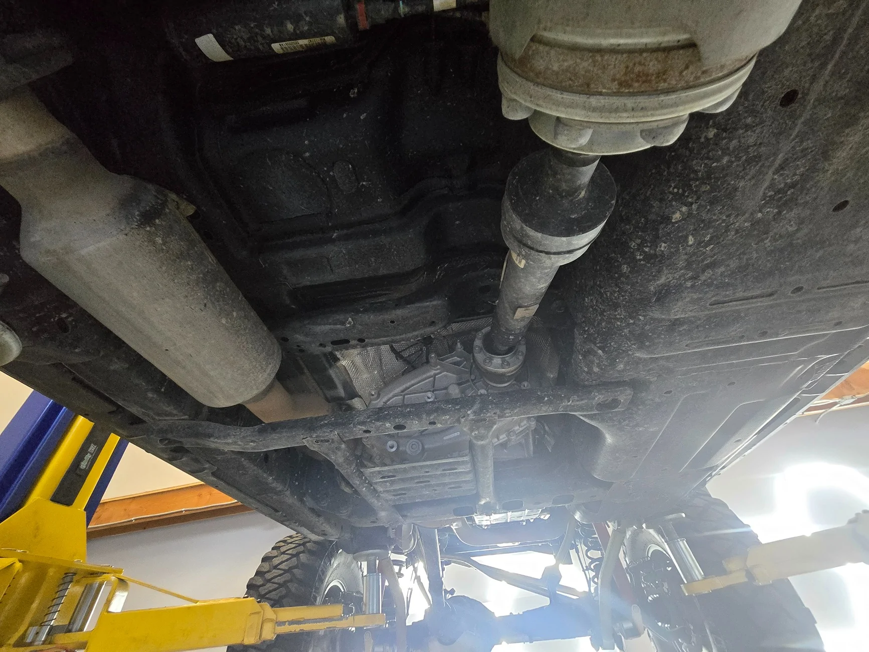 Jeep Wrangler JL Changing power steering fluid steps 20260714_202002