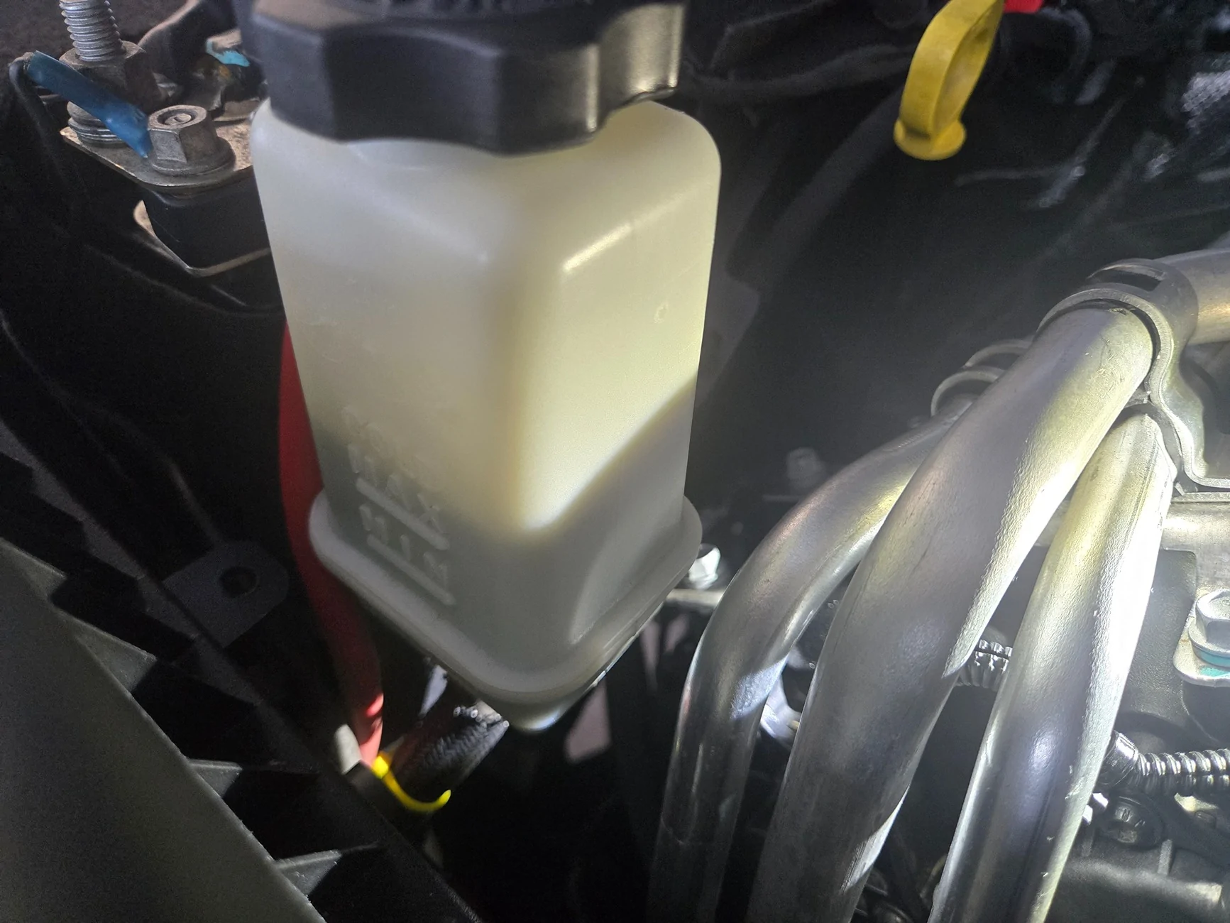 Jeep Wrangler JL Changing power steering fluid steps 20260714_203651