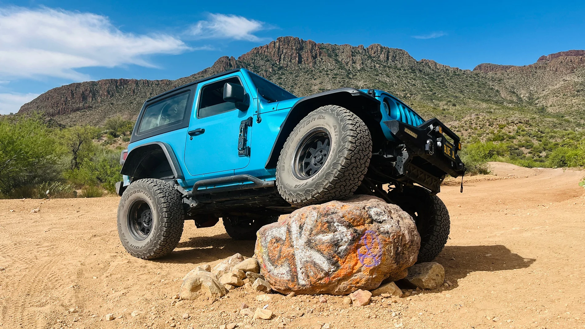 Jeep Wrangler JL Replacement Badges IMG_3207