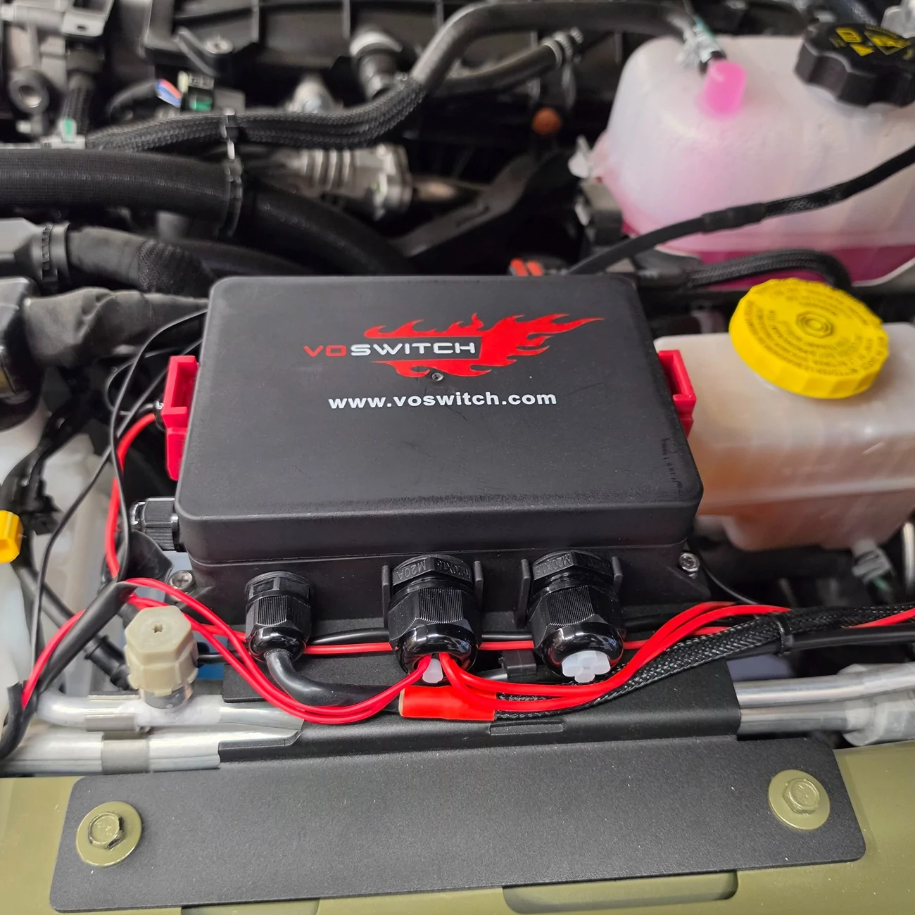 Jeep Wrangler JL Adding Aux switch group 20260525_193452