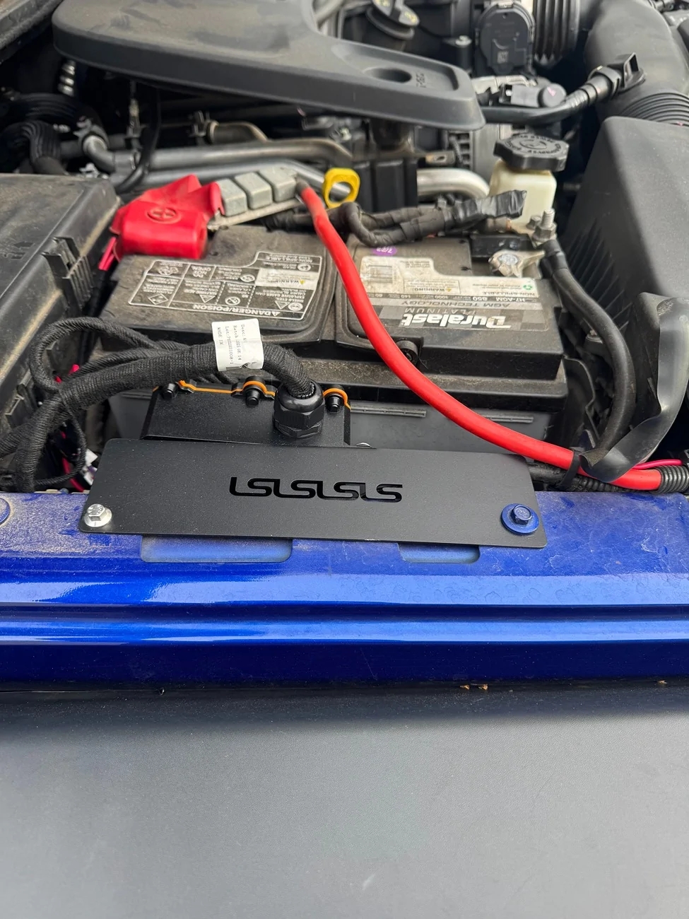 Jeep Wrangler JL Adding Aux switch group IMG_4316