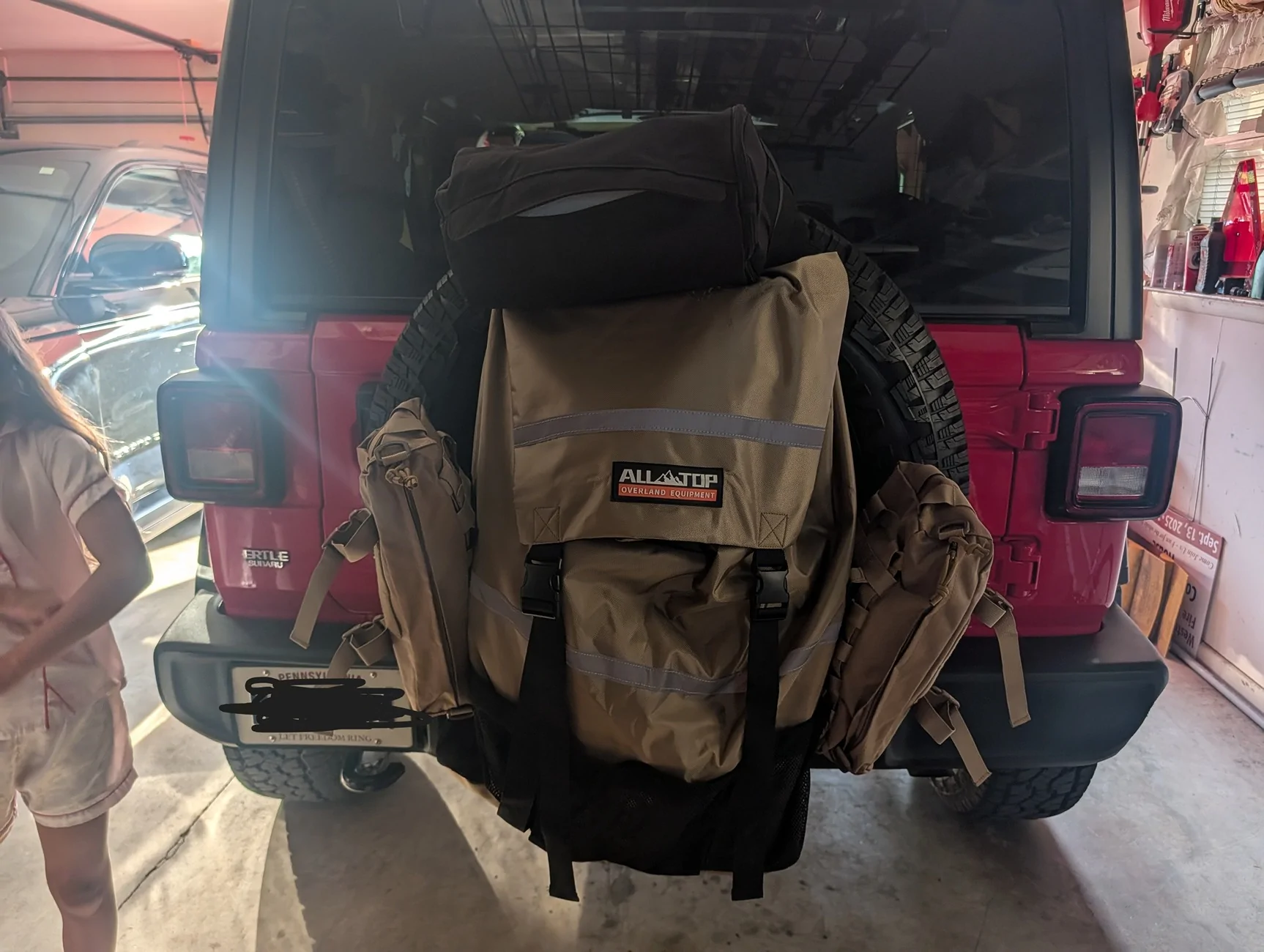 Jeep Wrangler JL My Simple Car-Camping Setup (With Links) PXL_20260617_230141008