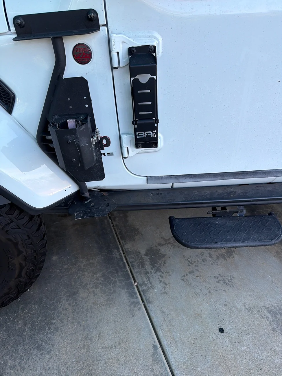 Jeep Wrangler JL Rock, sliders, and step imag