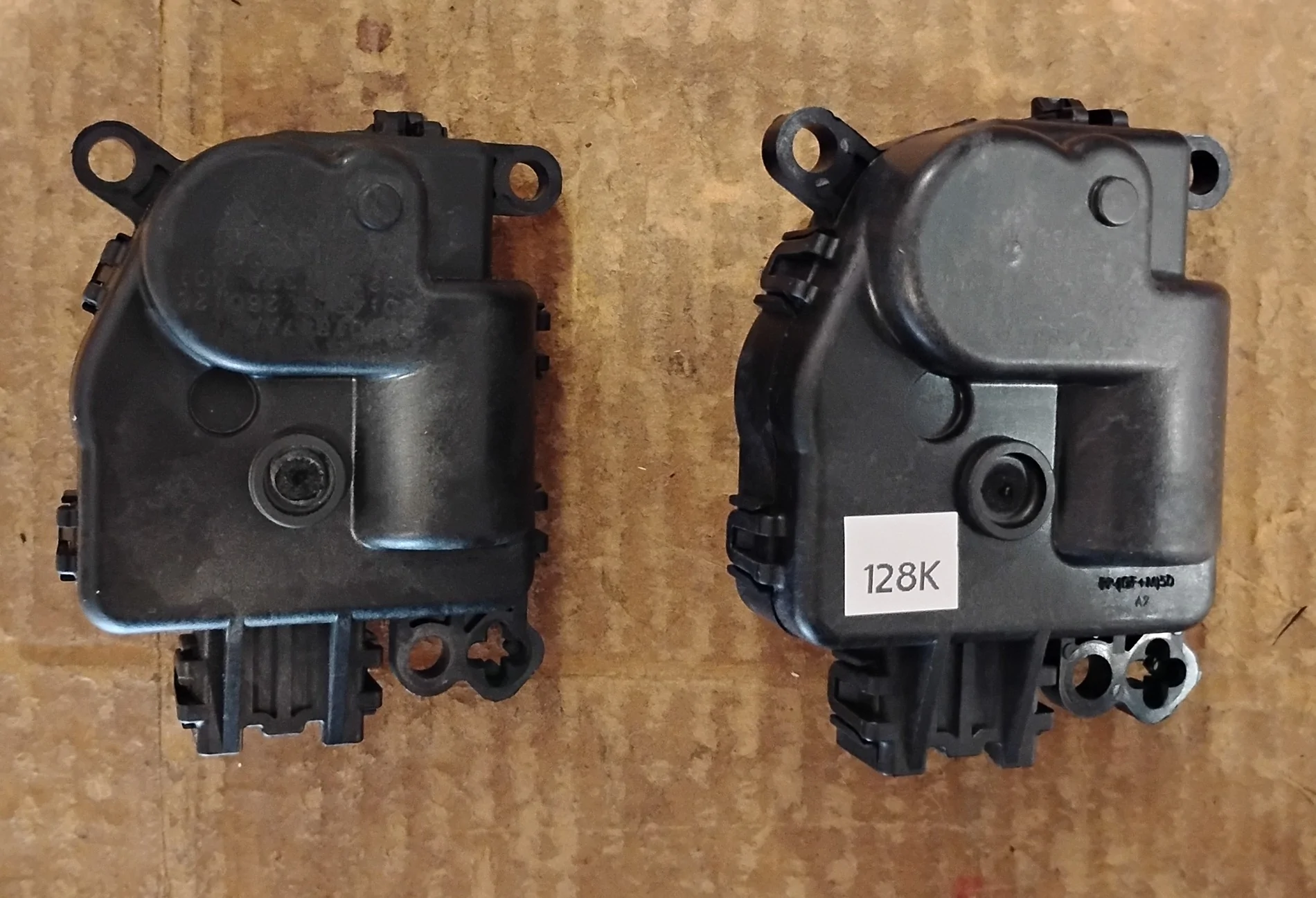 Jeep Wrangler JL Replacing blend door actuator Orig v N