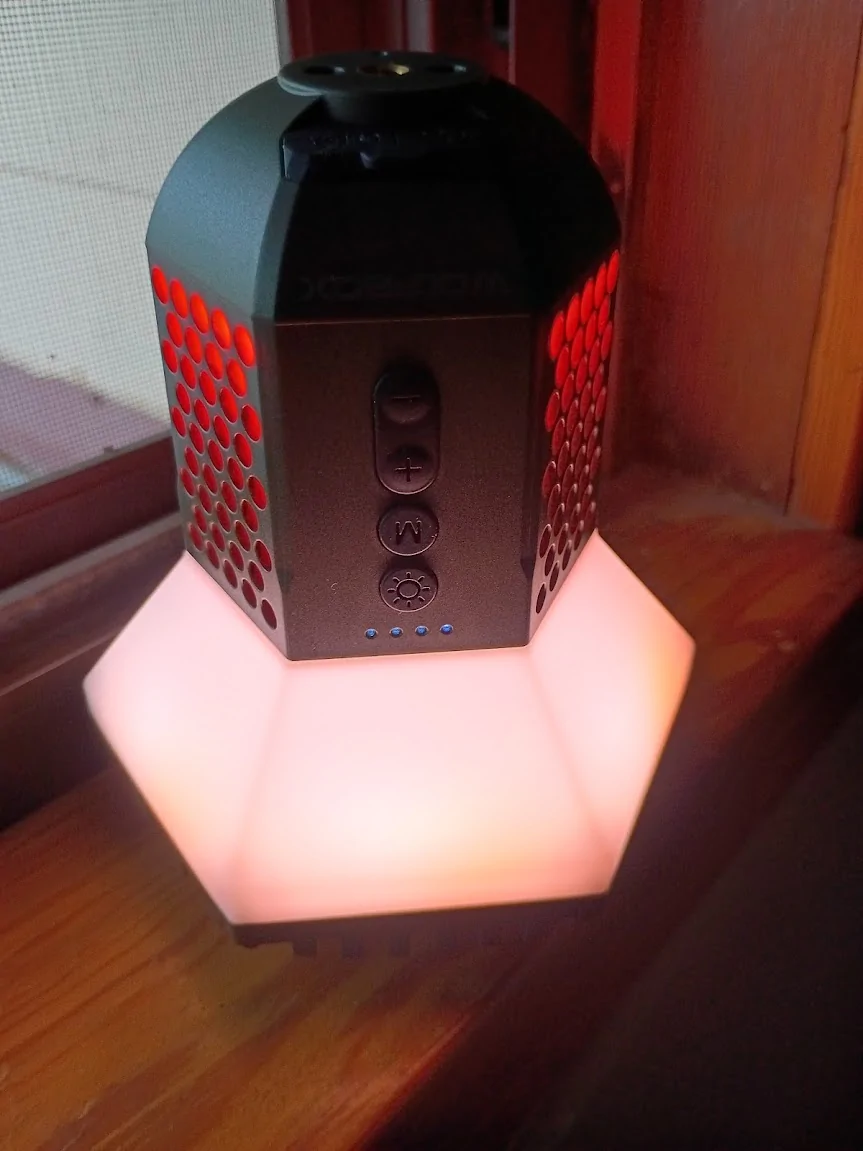 Jeep Wrangler JL WOLFBOX Telescopic Camping Light Has Arrived. Pics & Initial Thoughts. BTW - This was NOT given to me in exchange for a review. 1785882154509-9d