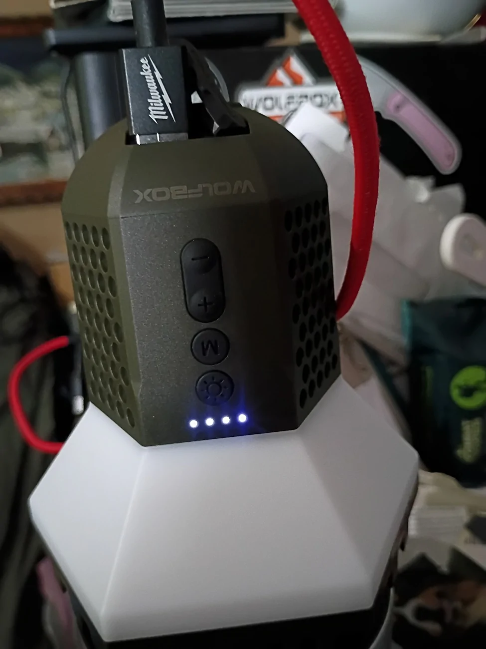 Jeep Wrangler JL WOLFBOX Telescopic Camping Light Has Arrived. Pics & Initial Thoughts. BTW - This was NOT given to me in exchange for a review. 1785882499116-hm