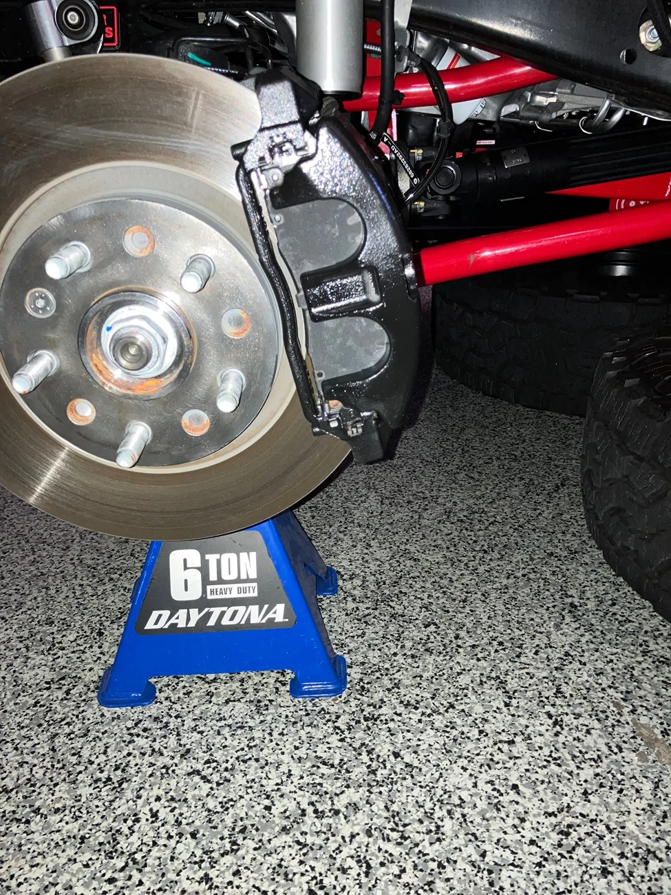 Jeep Wrangler JL Caliper Covers? IMG_5071